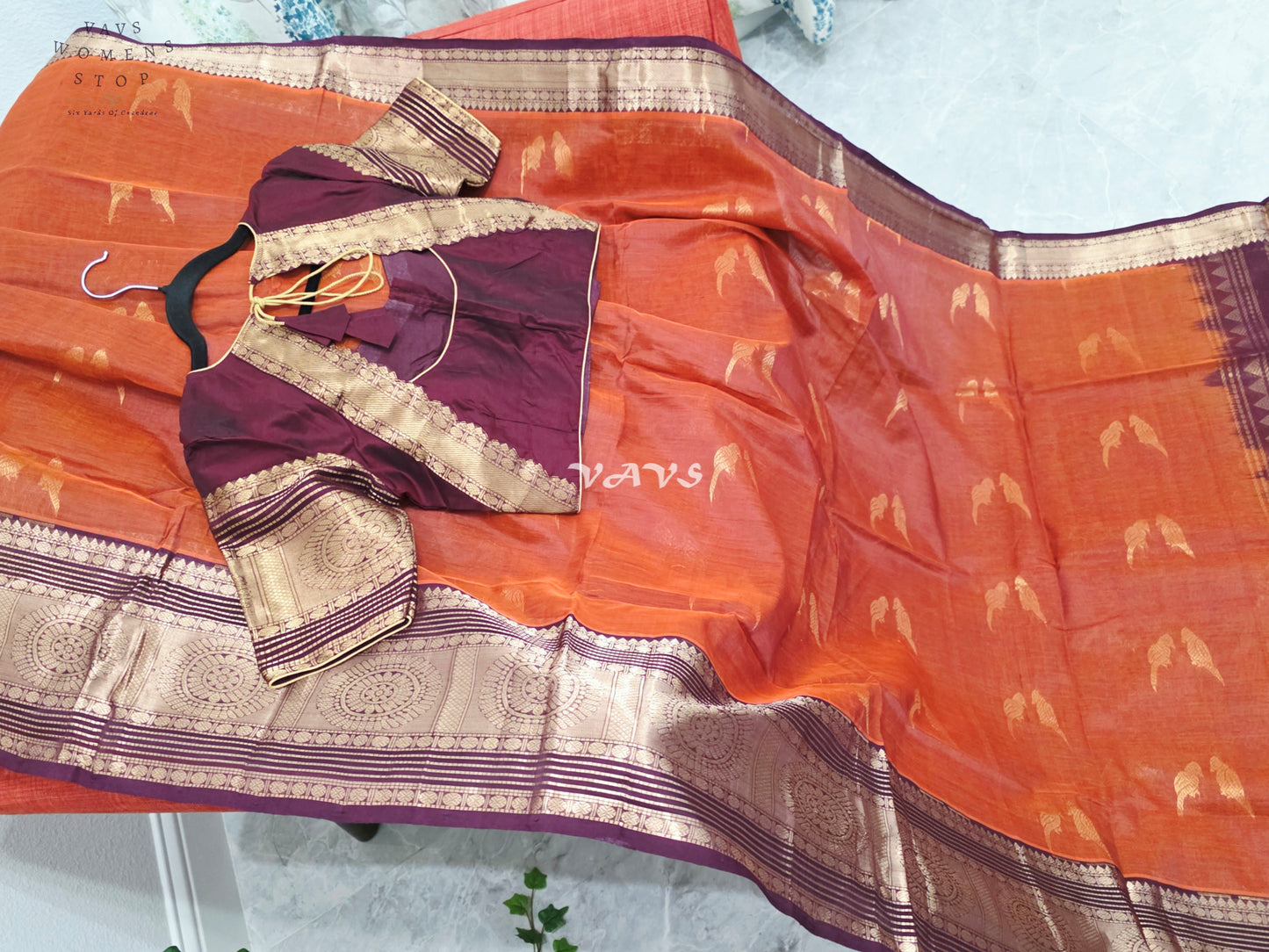Royal Burnt Sienna & Merlot Wine Handloom Mangalagiri Pattu Silk Cotton Saree with Stitched Blouse