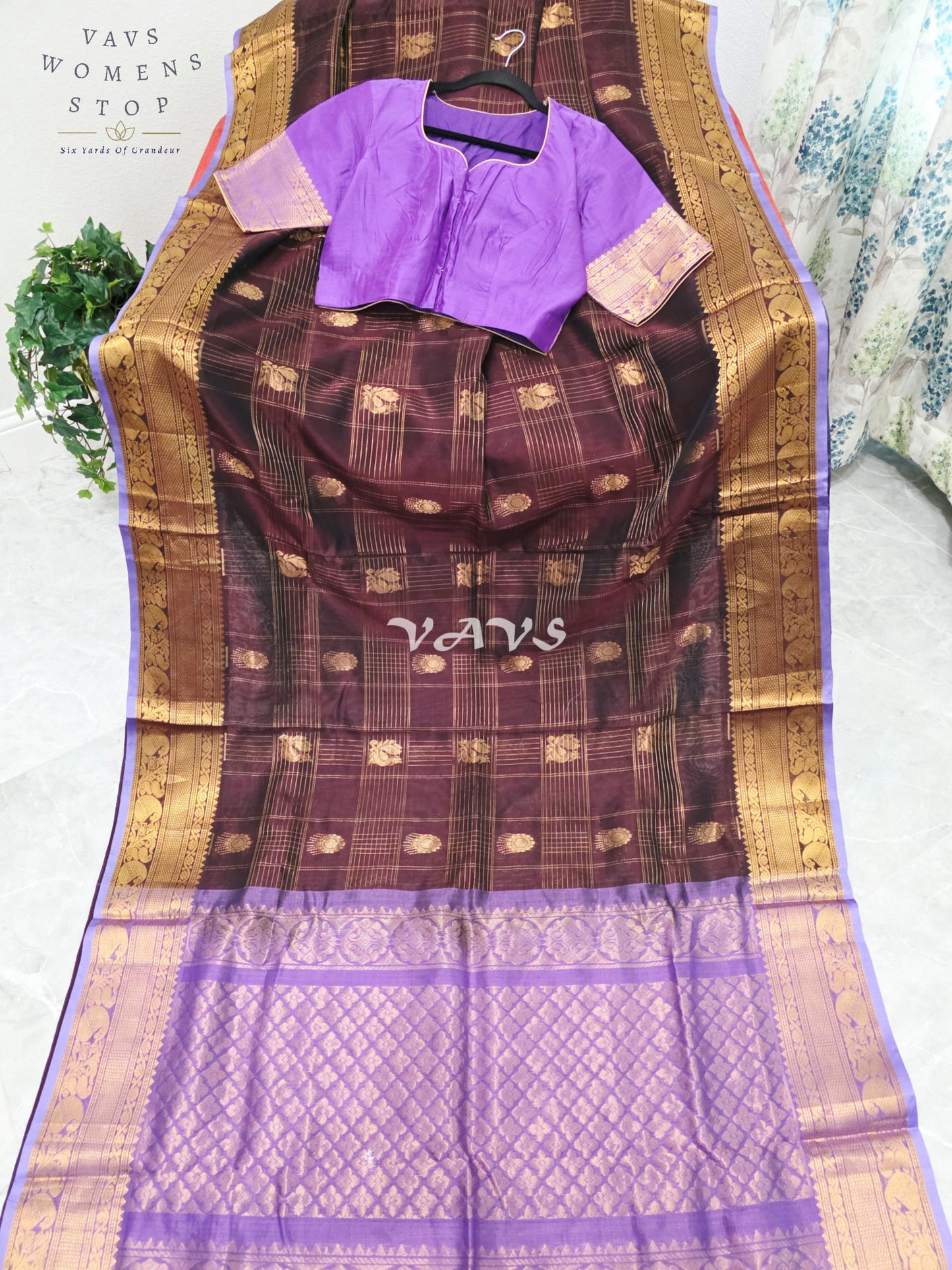 Royal Mahogany Wine & Lavender Kollam Pattu Handloom Silk Cotton Saree with Stitched Blouse