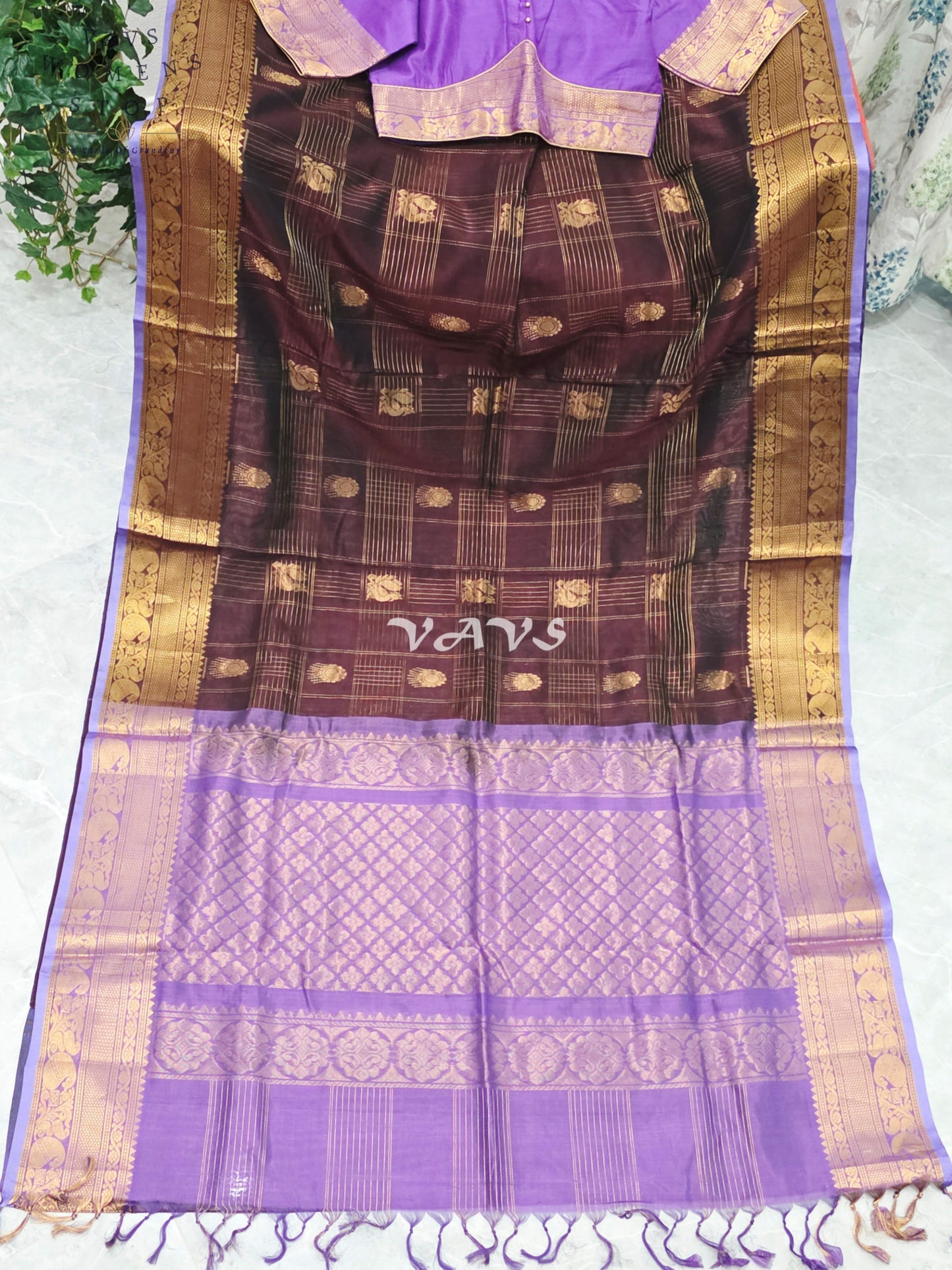 Royal Mahogany Wine & Lavender Kollam Pattu Handloom Silk Cotton Saree with Stitched Blouse