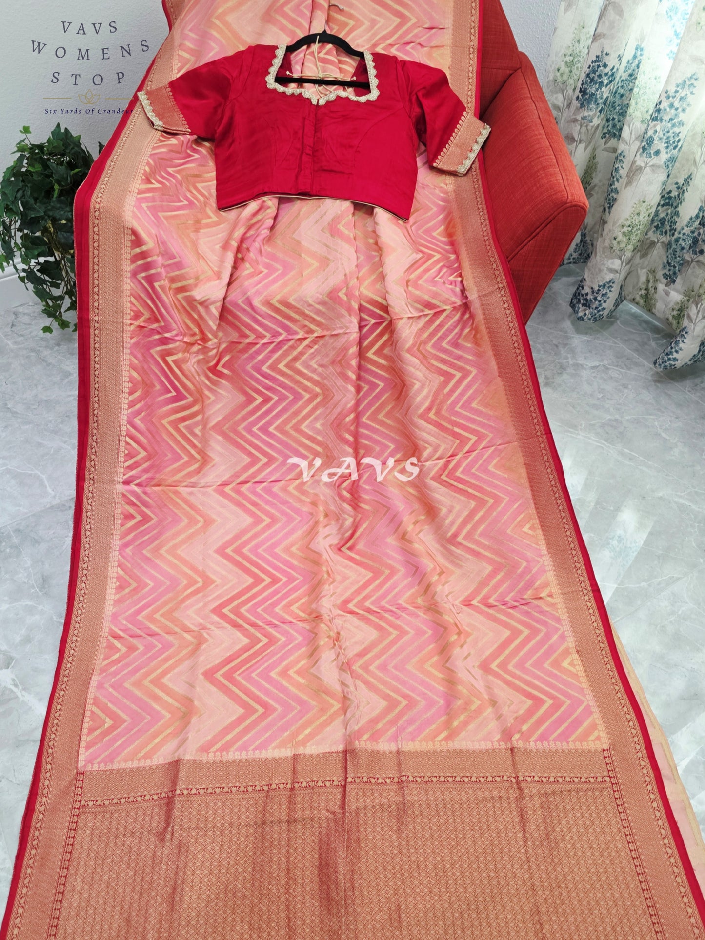 Blush Peach & Rose Pink Pure Munga Crepe Silk Chevron Saree with Antique Gold Border & Stitched Blouse Size 40-46