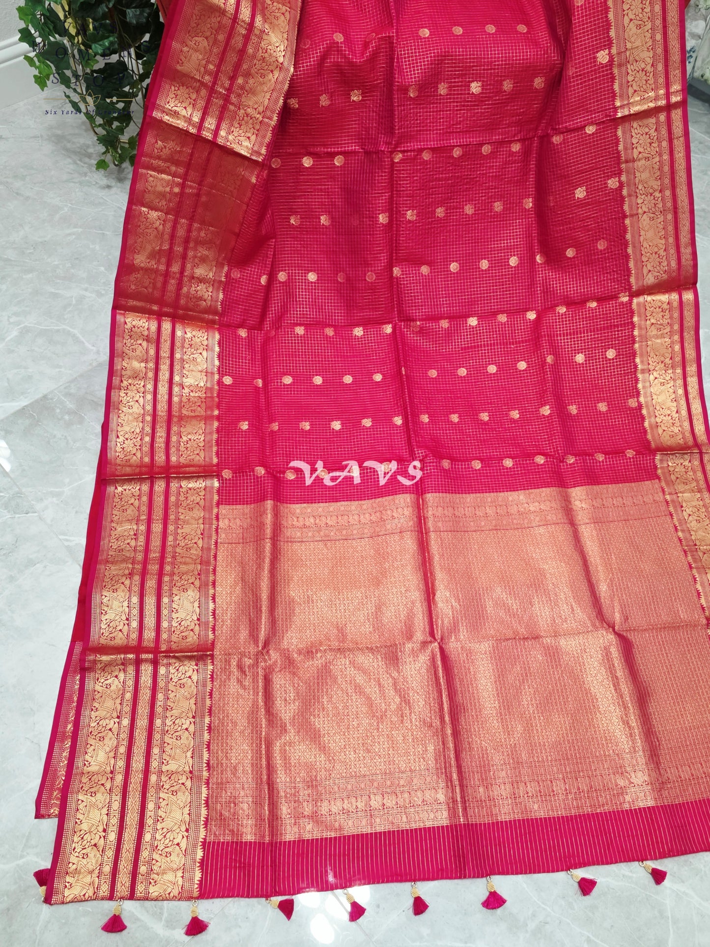 Royal Rani Pink Vintage Checks Pure Kanchi Soft Silk Saree with Antique Gold Zari & Maggam Blouse Size 34-40