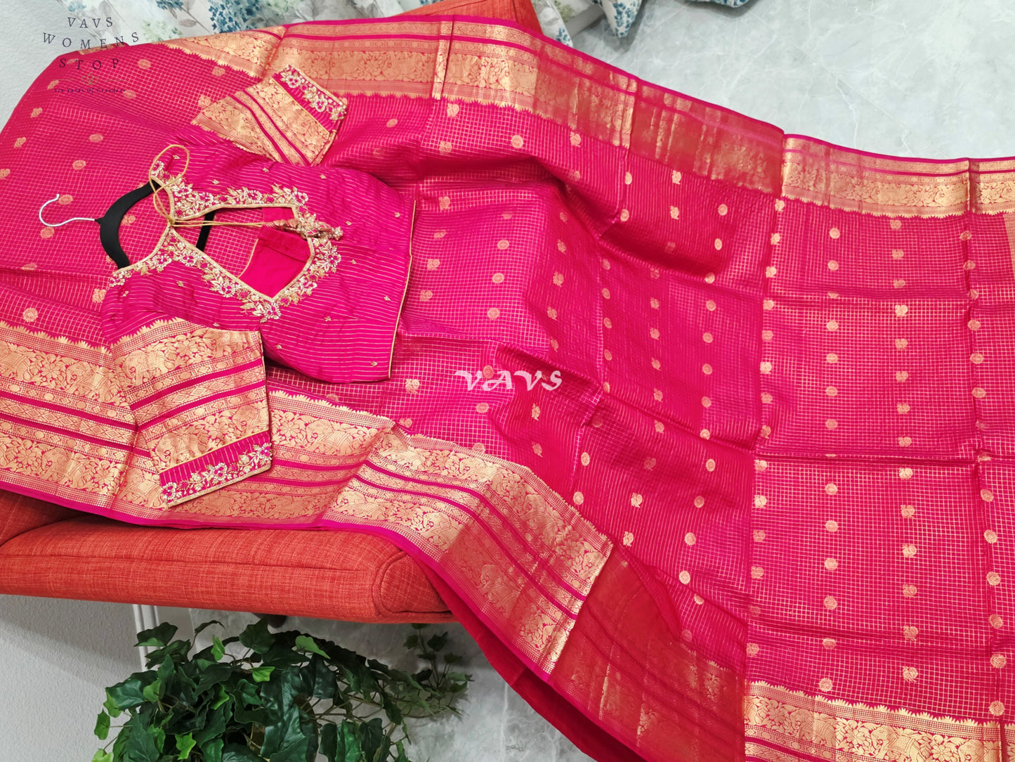 Royal Rani Pink Vintage Checks Pure Kanchi Soft Silk Saree with Antique Gold Zari & Maggam Blouse Size 34-40