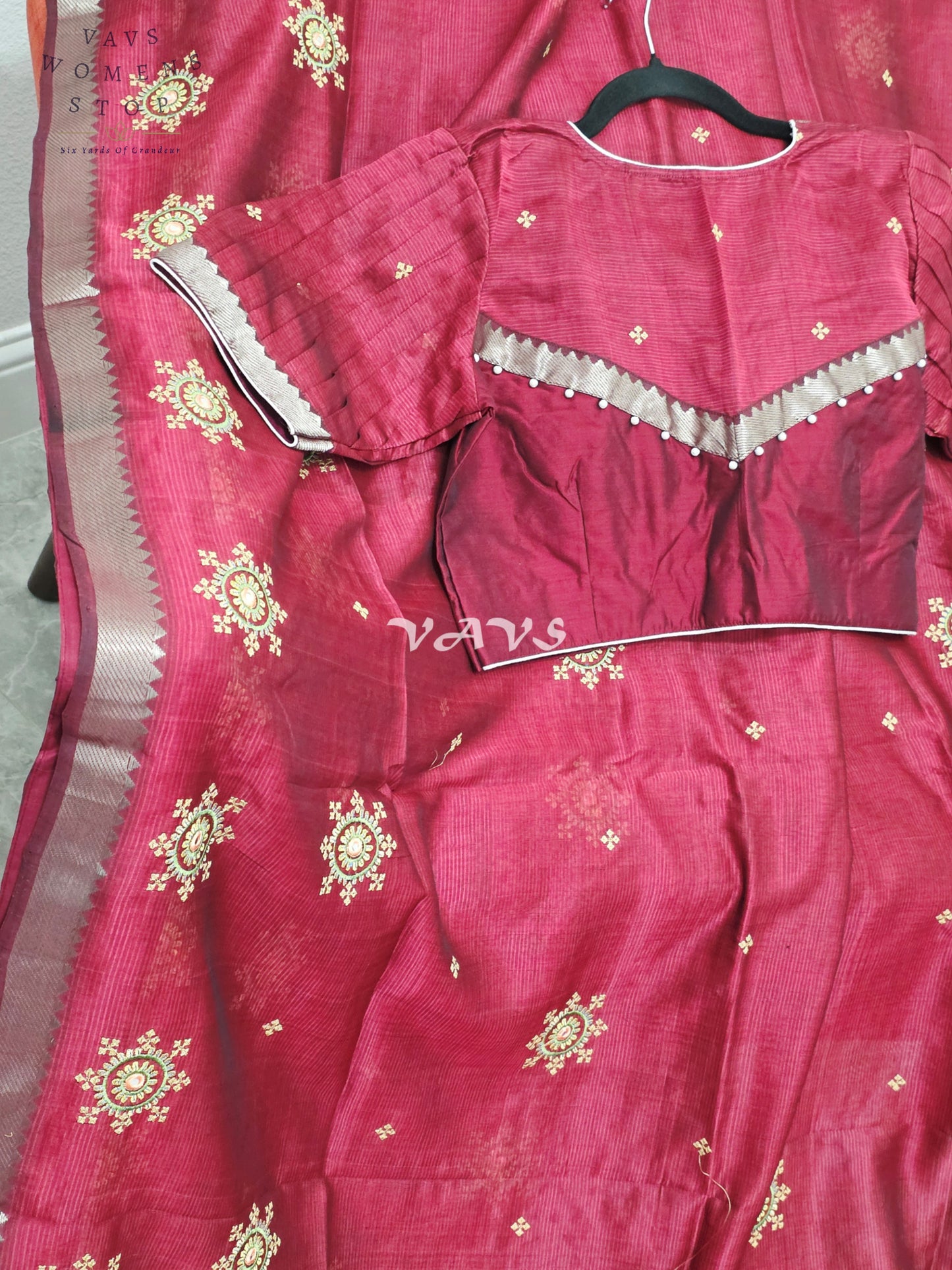 Regal Maroon Kutch Embroidery Mangalagiri Silk Cotton Handloom Saree with Stitched Blouse Size 38-44