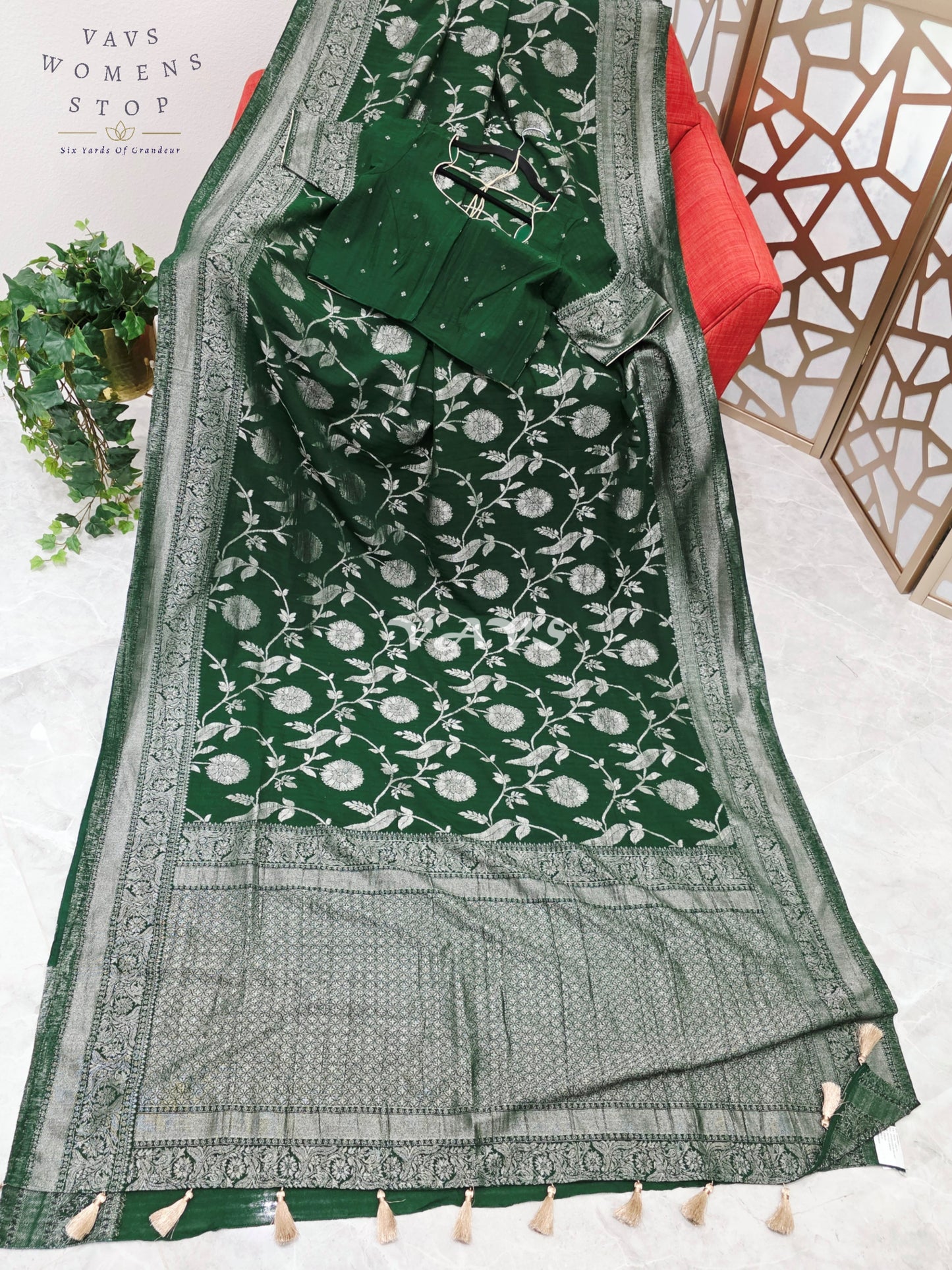 Regal Emerald Green Semi Tussar Georgette Saree with Antique Silver Meenakari Floral Weave & Stitched Blouse
