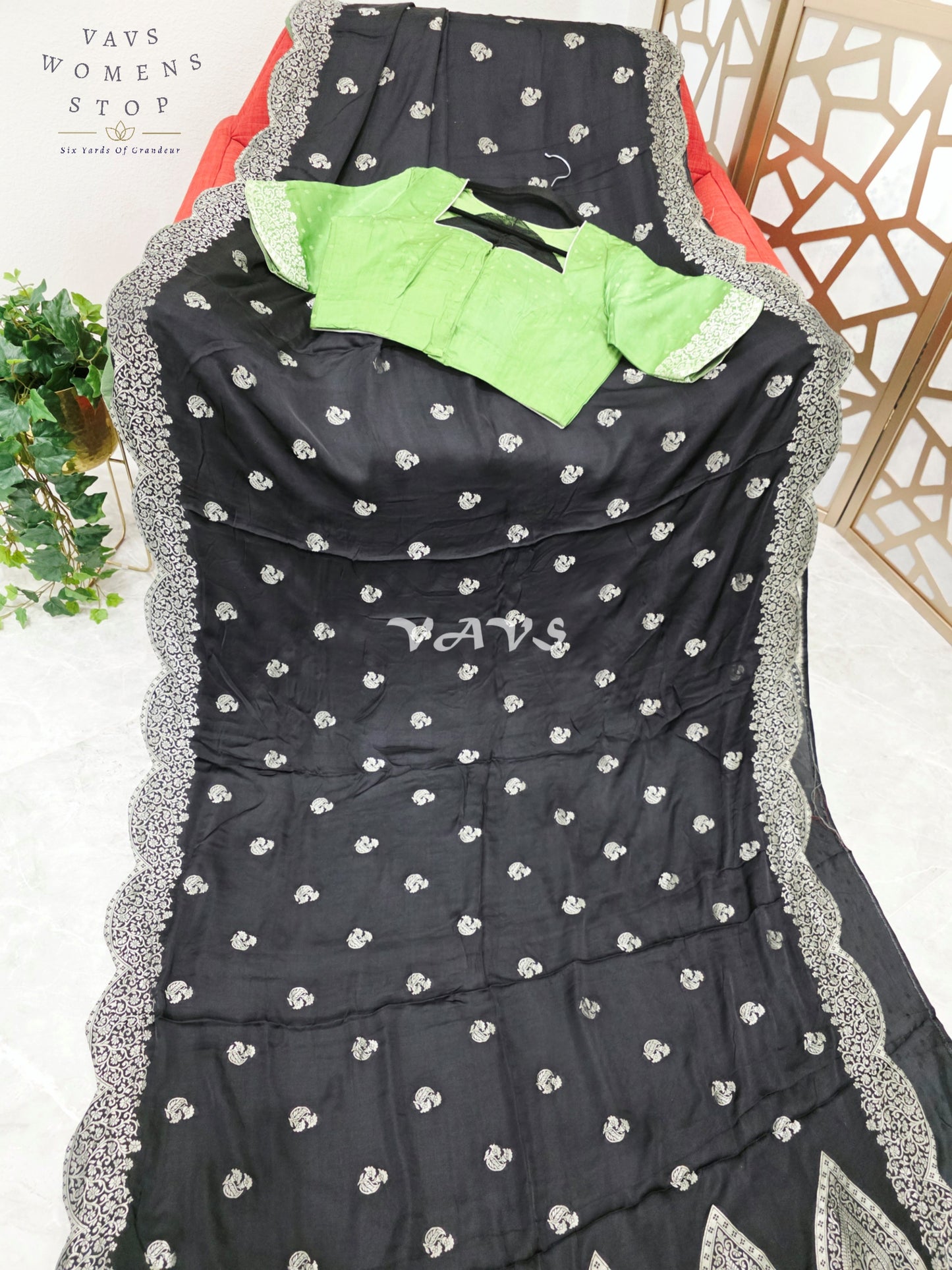 Regal Midnight Black Munga Banarasi Crepe Silk Saree with Antique Silver Zari Scallop Border & Lime Green Blouse