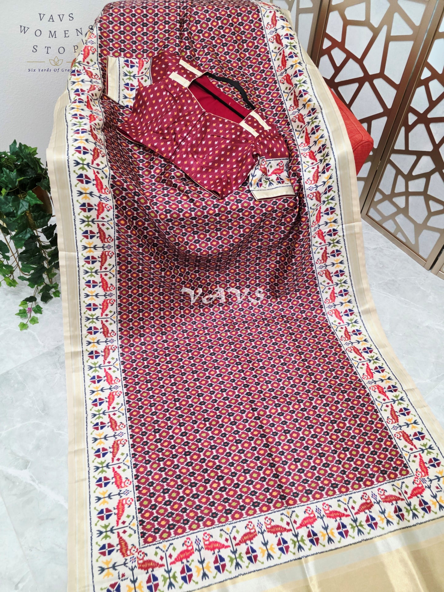 Regal Maroon Mosaic Pochampally Ikkat Print Blended Banarasi Silk Saree with Ivory Gold Pallu & Stitched Blouse