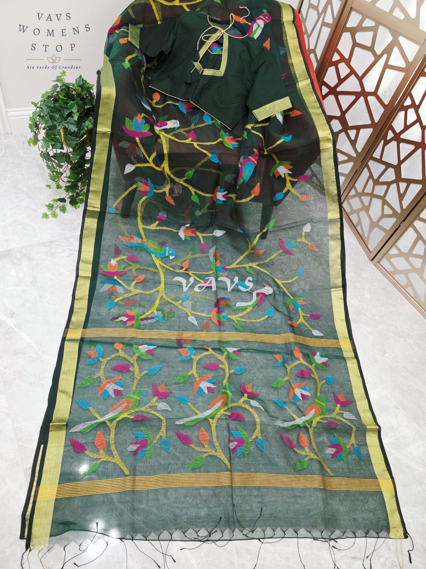 Emerald Forest Green Pure Muslin Silk Jamdani Saree with Multicolor Birds & Stitched Blouse Size 42-48