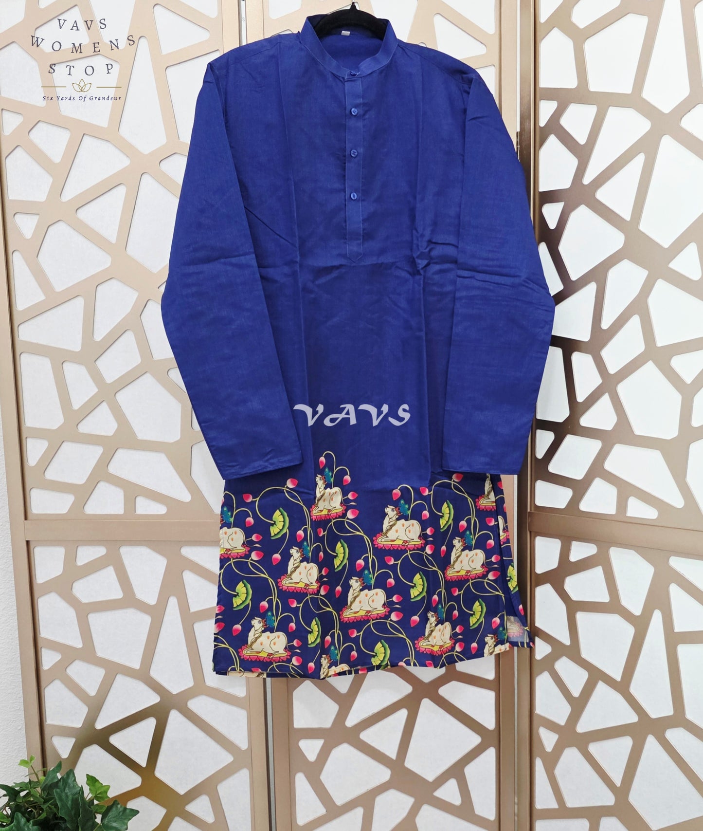Royal Cobalt Navy Kalamkari Tussar Silk Pichwai Cow Men’s Tailored Kurta – Size Small