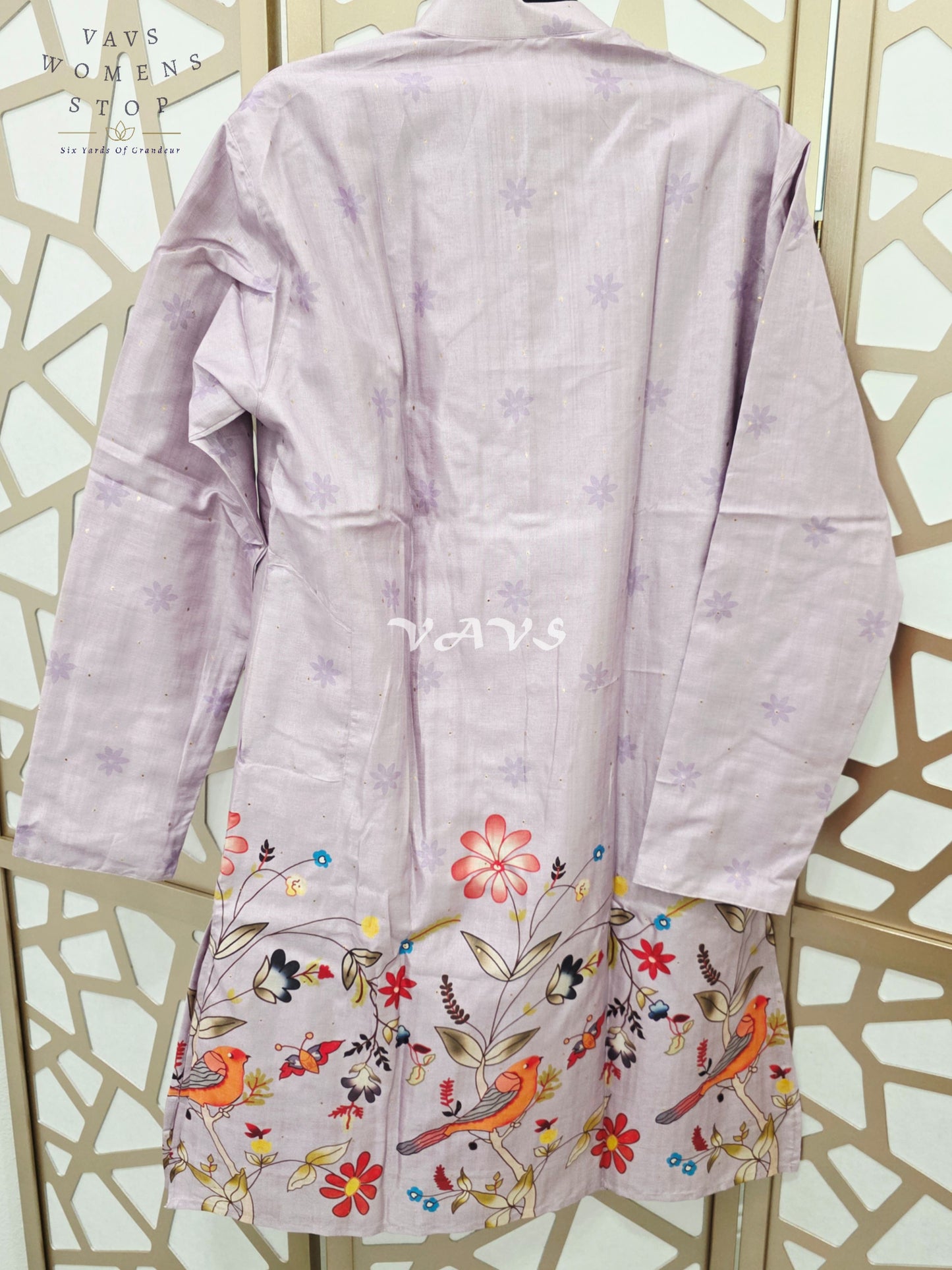 Regal Misty Lavender Tussar Silk Bird & Floral Print Men’s Tailored Kurta – Size Large