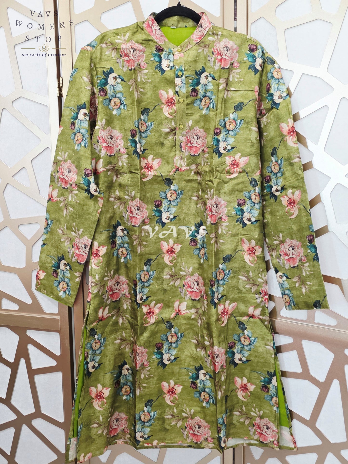 Regal Olive Green Soft Tussar Silk Floral Men’s Tailored Kurta – Size Large