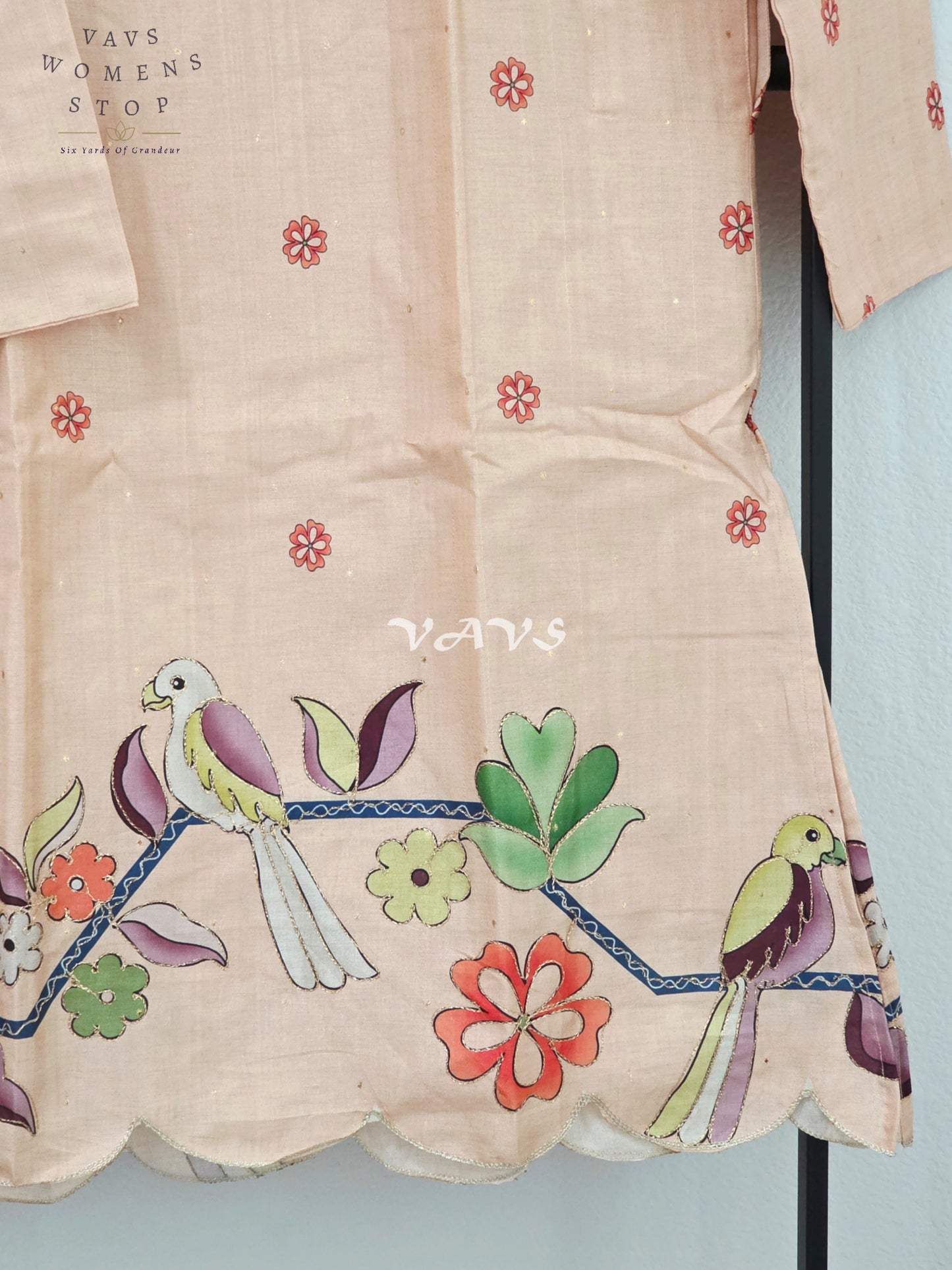 Regal Blush Peach Soft Tussar Silk Men’s Bird & Floral Embroidered Tailored Kurta – Size Medium