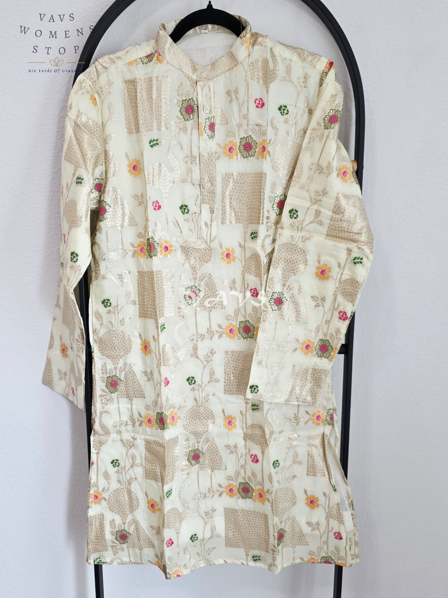 Royal Pearl Ivory & Champagne Gold Soft Banarasi Silk Floral Men’s Designer Kurta – Size Medium