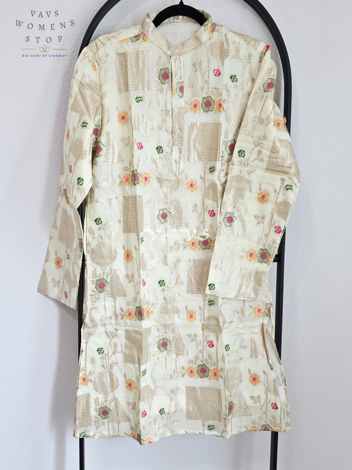 Royal Pearl Ivory & Champagne Gold Soft Banarasi Silk Floral Men’s Designer Kurta – Size Medium