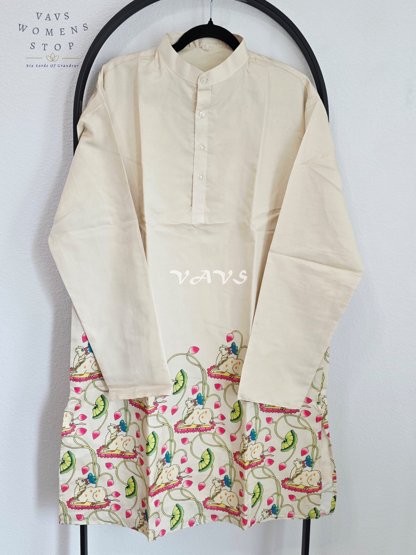 Royal Pearl Ivory Kalamkari Tussar Silk Pichwai Cow Men’s Tailored Kurta – Size XL