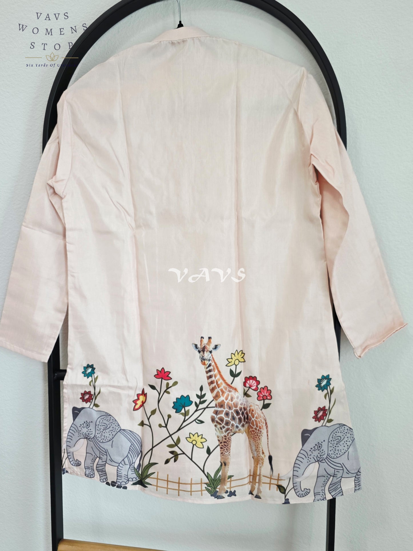 Regal Blush Ivory Soft Tussar Silk Giraffe & Elephant Designer Boy’s Kurta – Age 10
