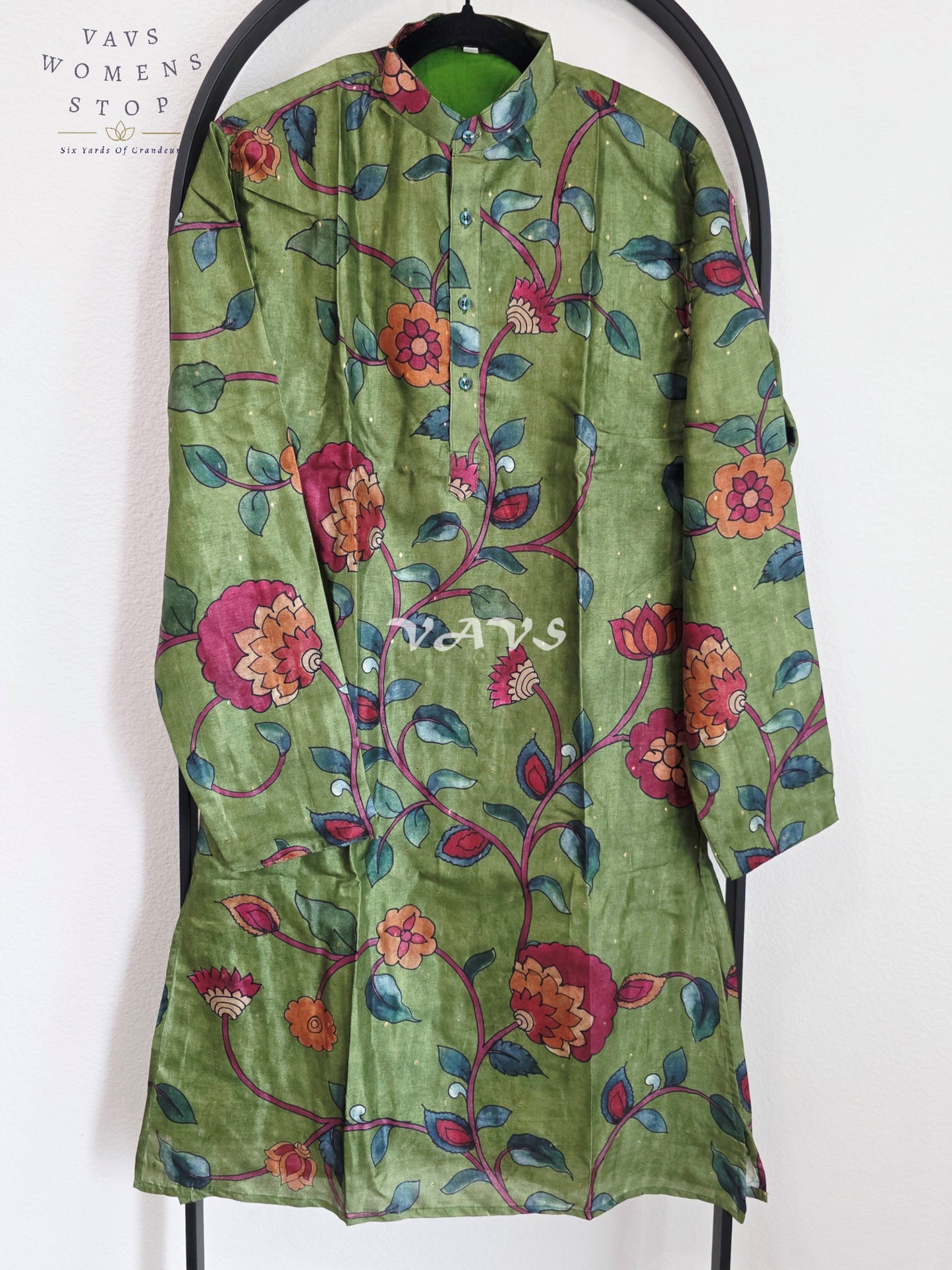Regal Olive Green Kalamkari Floral Tussar Silk Men’s Tailored Kurta – Size Small