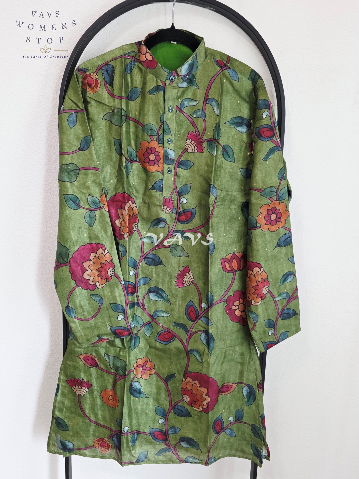 Regal Olive Green Kalamkari Floral Tussar Silk Men’s Tailored Kurta – Size Small