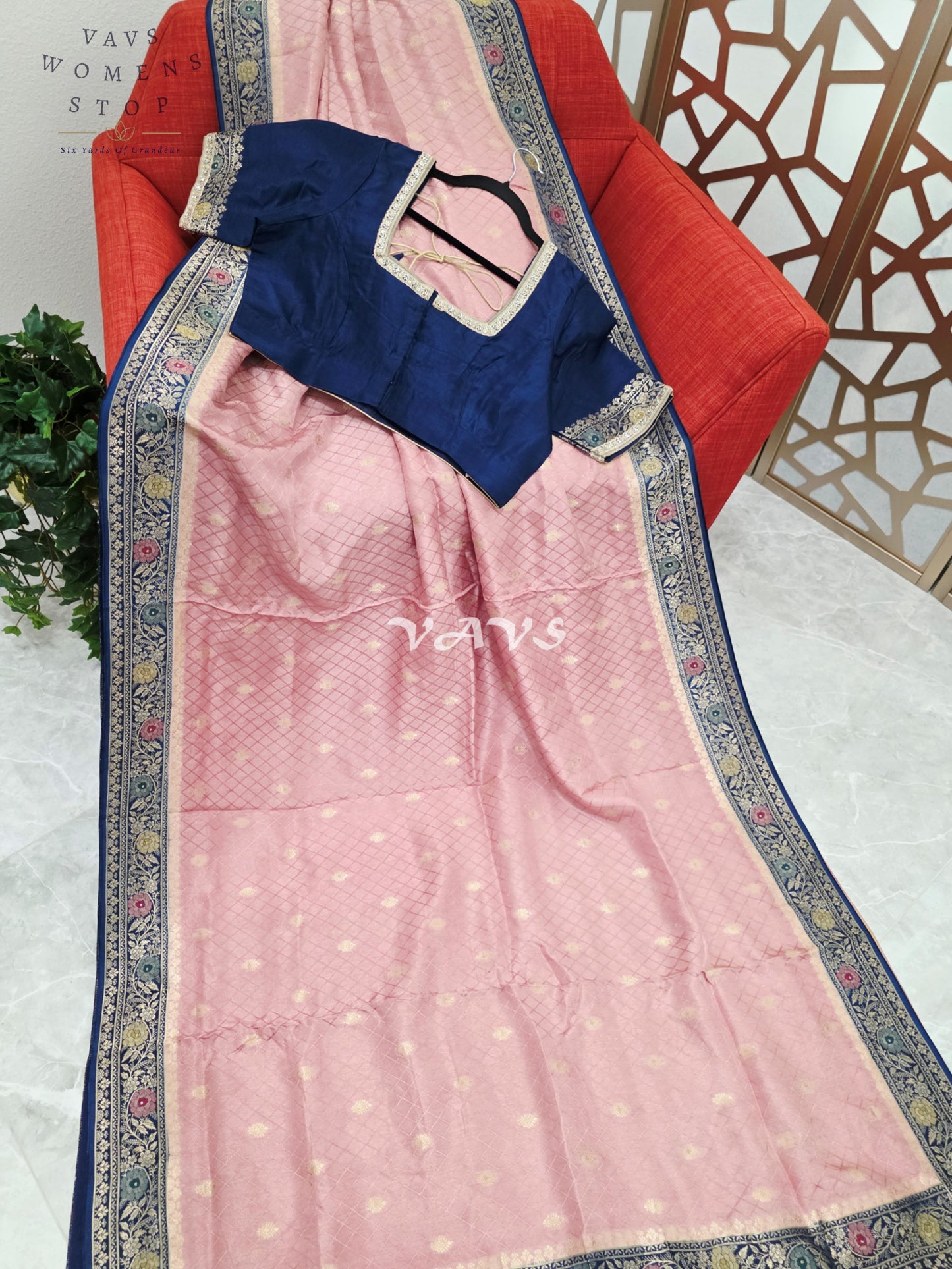 Blush Rose Pink Pure Munga Crepe Silk Saree with Midnight Navy Floral Border & Stitched Blouse Size 42, Extendable to 48