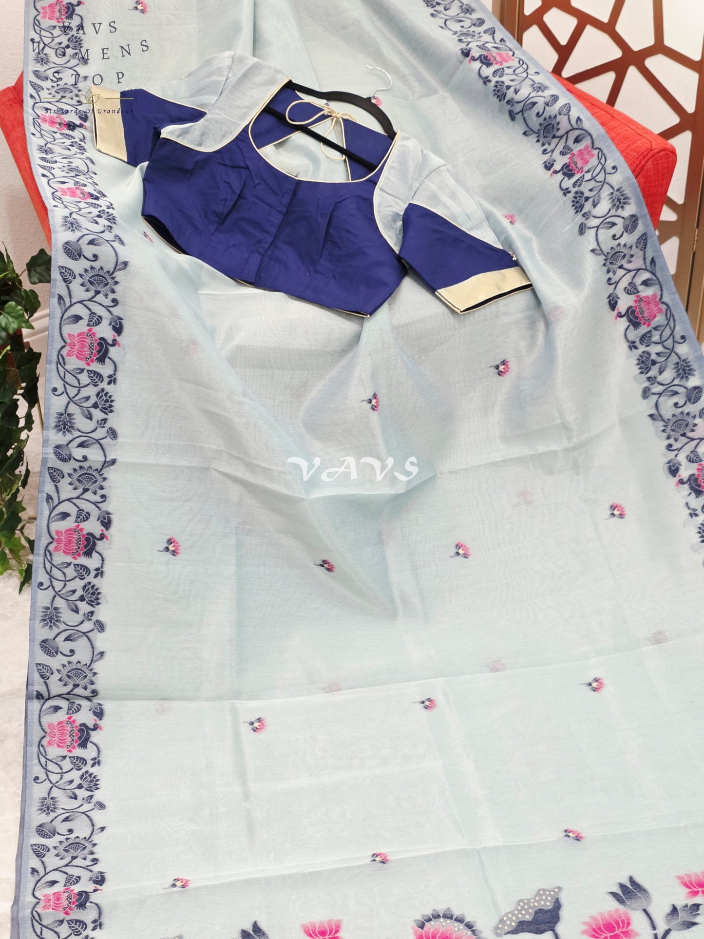Pearl Aqua Semi Tissue Silk Cotton Jamdani Style Saree with Elephant Pallu & Navy Stitched Puff Sleeve Blouse Size 38, Extendable to 44