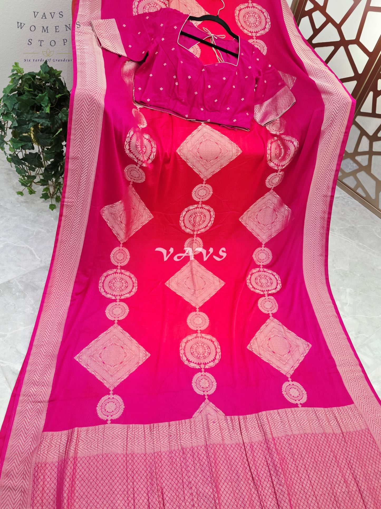 Royal Fuchsia & Coral Shaded Chiffon Saree with Rose-Gold Motifs and Stitched Blouse Size 42–48