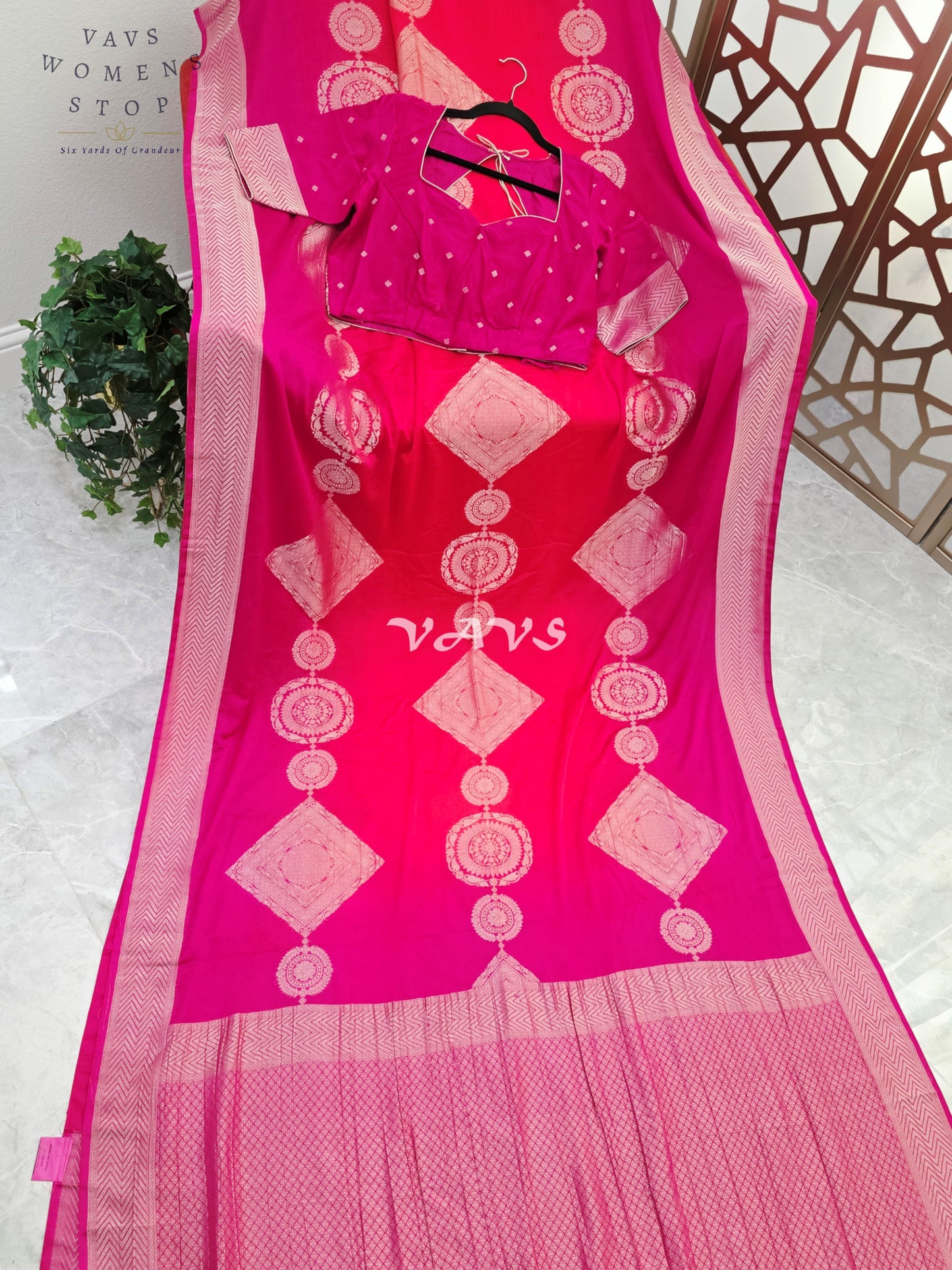 Royal Fuchsia & Coral Shaded Chiffon Saree with Rose-Gold Motifs and Stitched Blouse Size 42–48