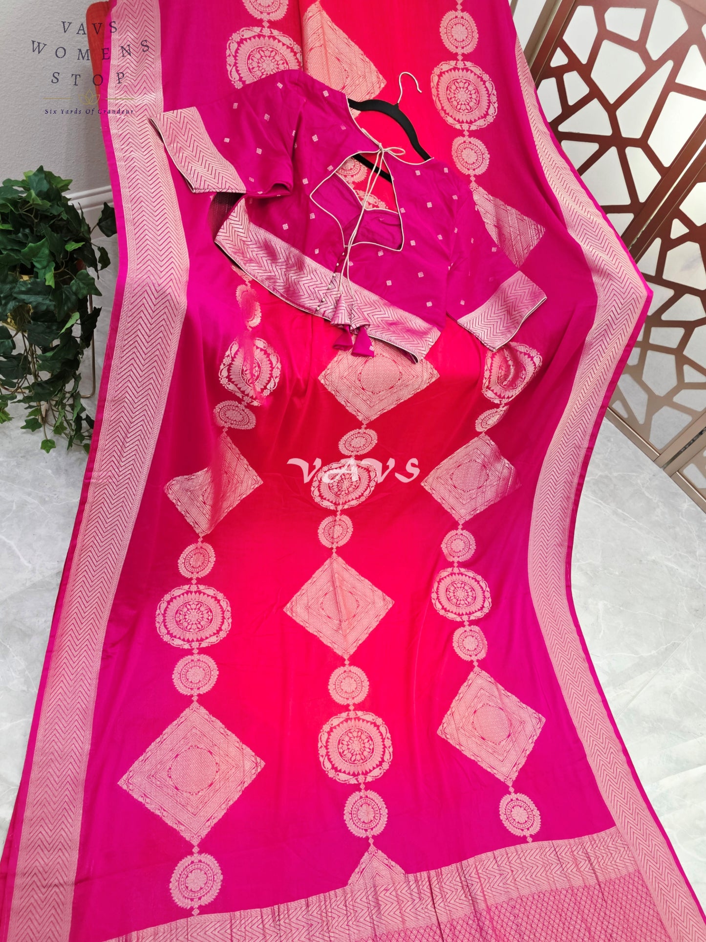 Royal Fuchsia & Coral Shaded Chiffon Saree with Rose-Gold Motifs and Stitched Blouse Size 42–48