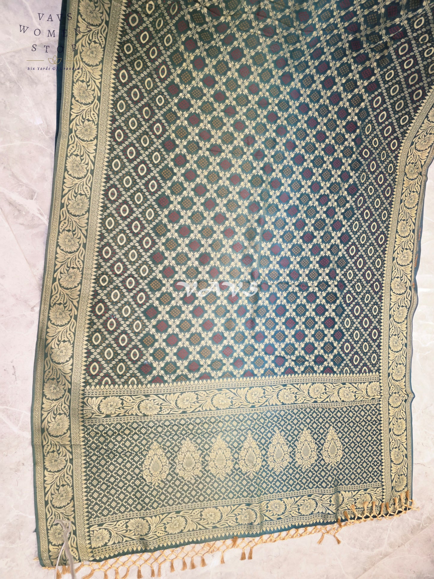 Royal Emerald & Peacock Teal Shaded Bandhani Viscose Georgette Saree with Stitched Blouse Size 42–48