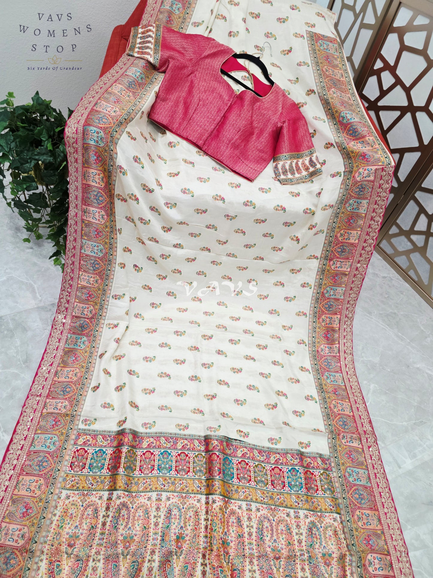 Regal Pearl Ivory Pure Munga Crepe Silk Designer Saree with Rose Pink Paisley Border & Stitched Blouse Size 40-46