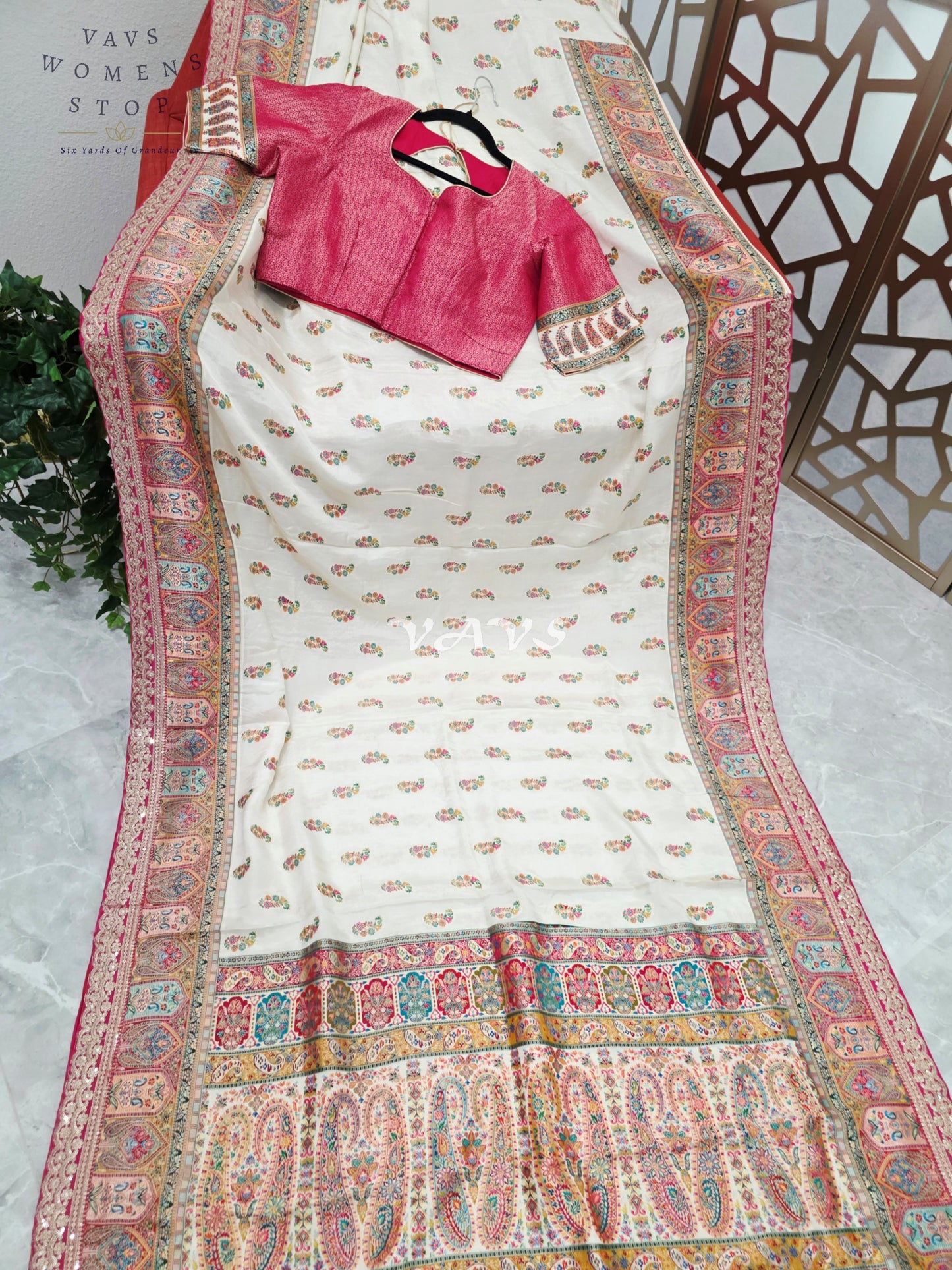 Regal Pearl Ivory Pure Munga Crepe Silk Designer Saree with Rose Pink Paisley Border & Stitched Blouse Size 40-46
