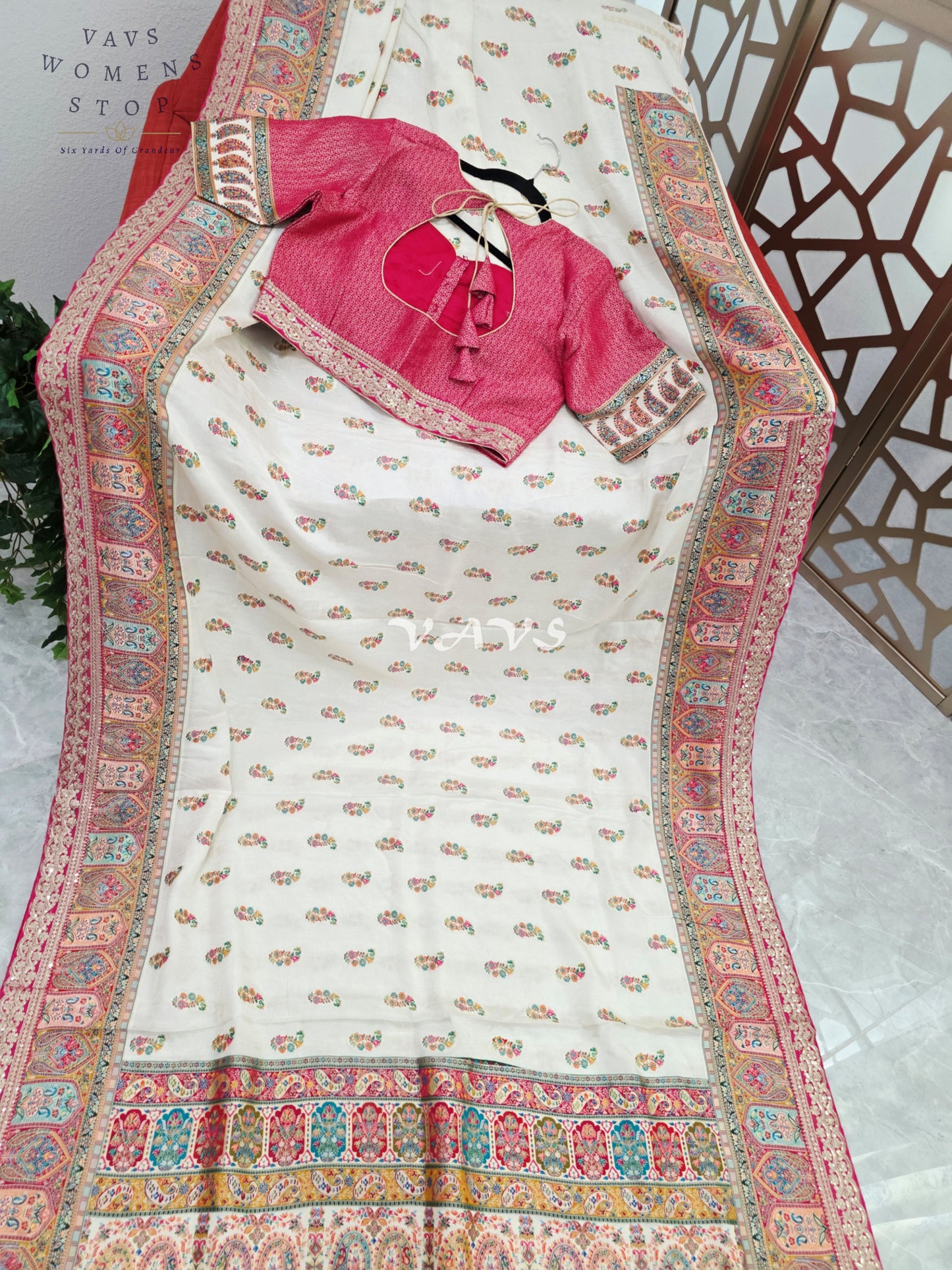 Regal Pearl Ivory Pure Munga Crepe Silk Designer Saree with Rose Pink Paisley Border & Stitched Blouse Size 40-46