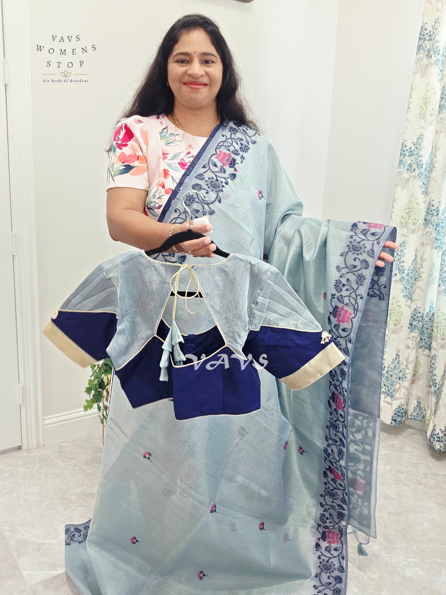 Pearl Aqua Semi Tissue Silk Cotton Jamdani Style Saree with Elephant Pallu & Navy Stitched Puff Sleeve Blouse Size 38, Extendable to 44