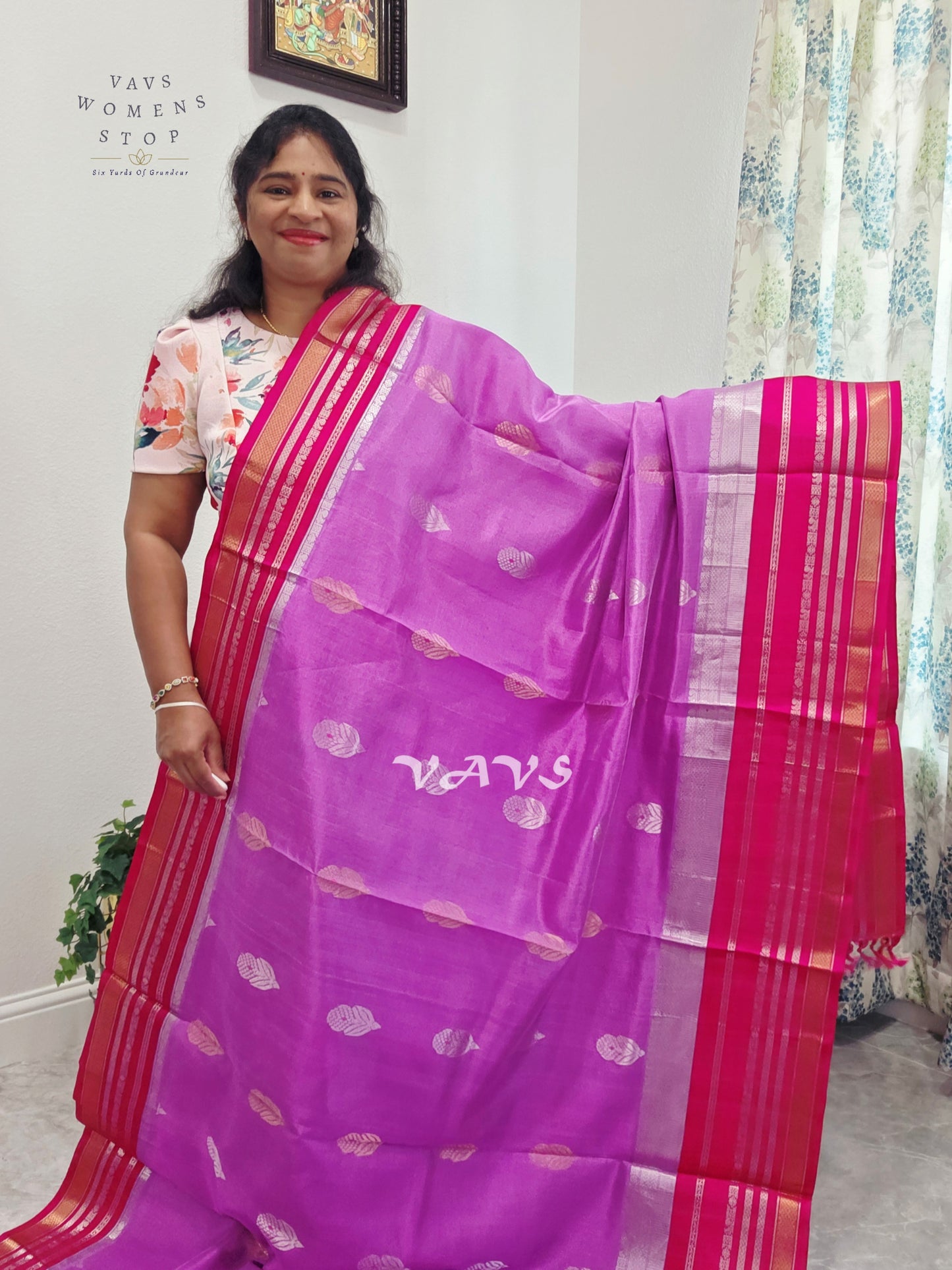Pure Gadwal Silk Cotton Handloom Traditional Lines Border Pattern Saree - Blouse – Traditional Wedding & Festive Wear
