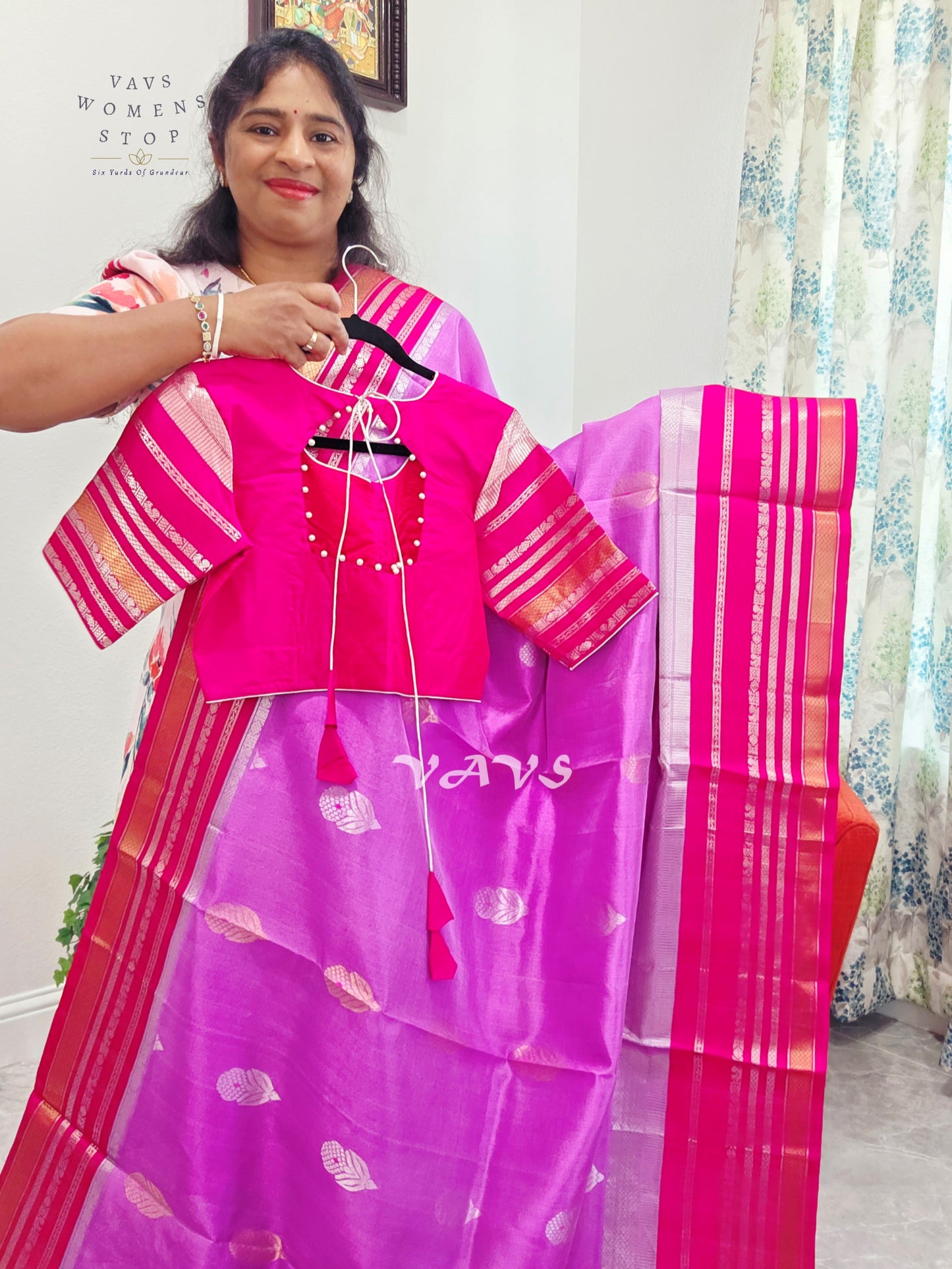 Pure Gadwal Silk Cotton Handloom Traditional Lines Border Pattern Saree - Blouse – Traditional Wedding & Festive Wear