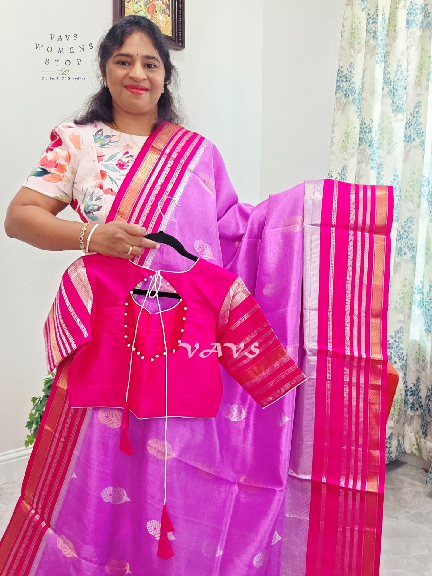 Pure Gadwal Silk Cotton Handloom Traditional Lines Border Pattern Saree - Blouse – Traditional Wedding & Festive Wear