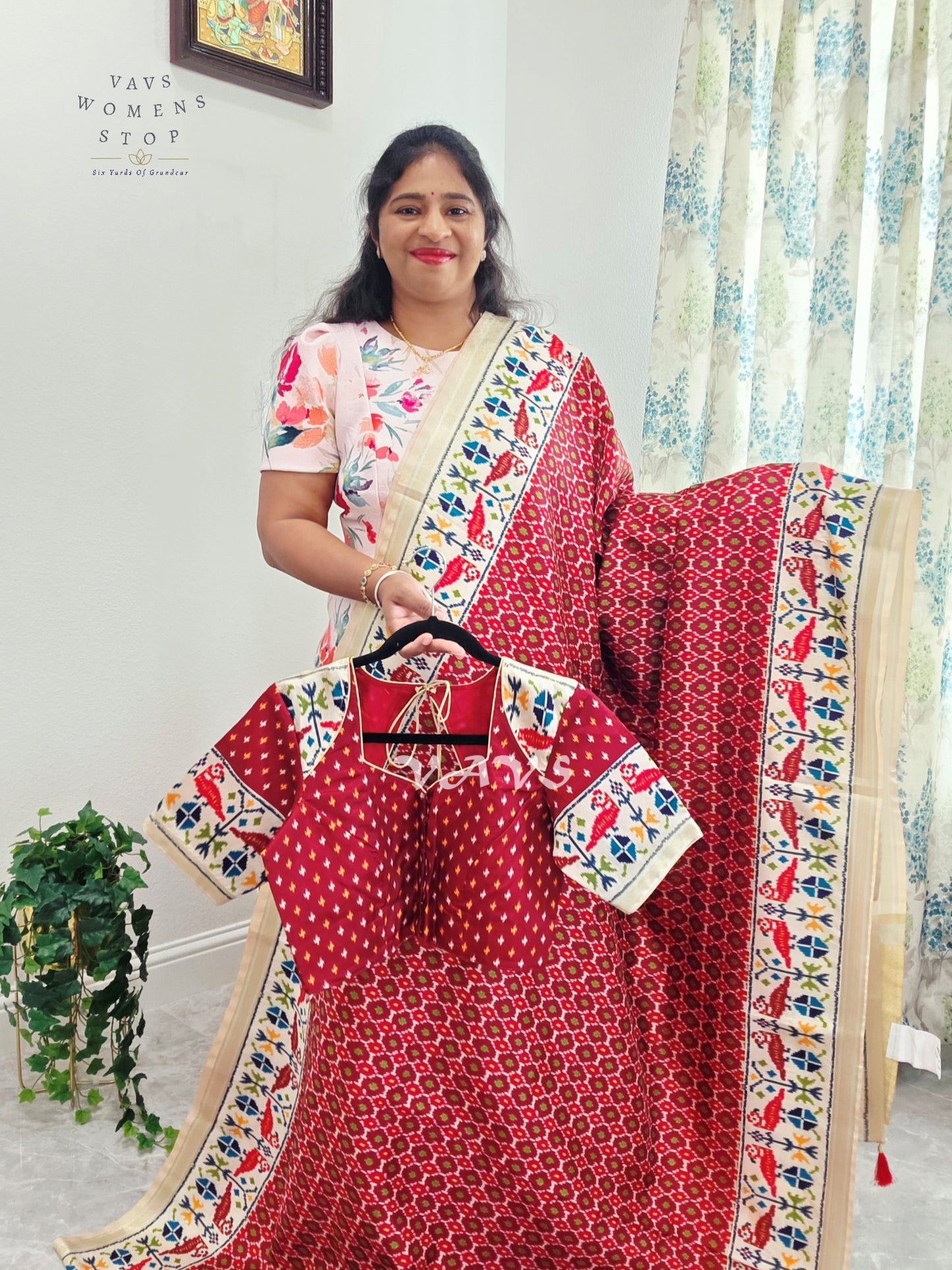 Regal Crimson Red Pochampally Ikkat Print Blended Banarasi Silk Saree with Ivory Gold Pallu & Stitched Blouse Size 38-44