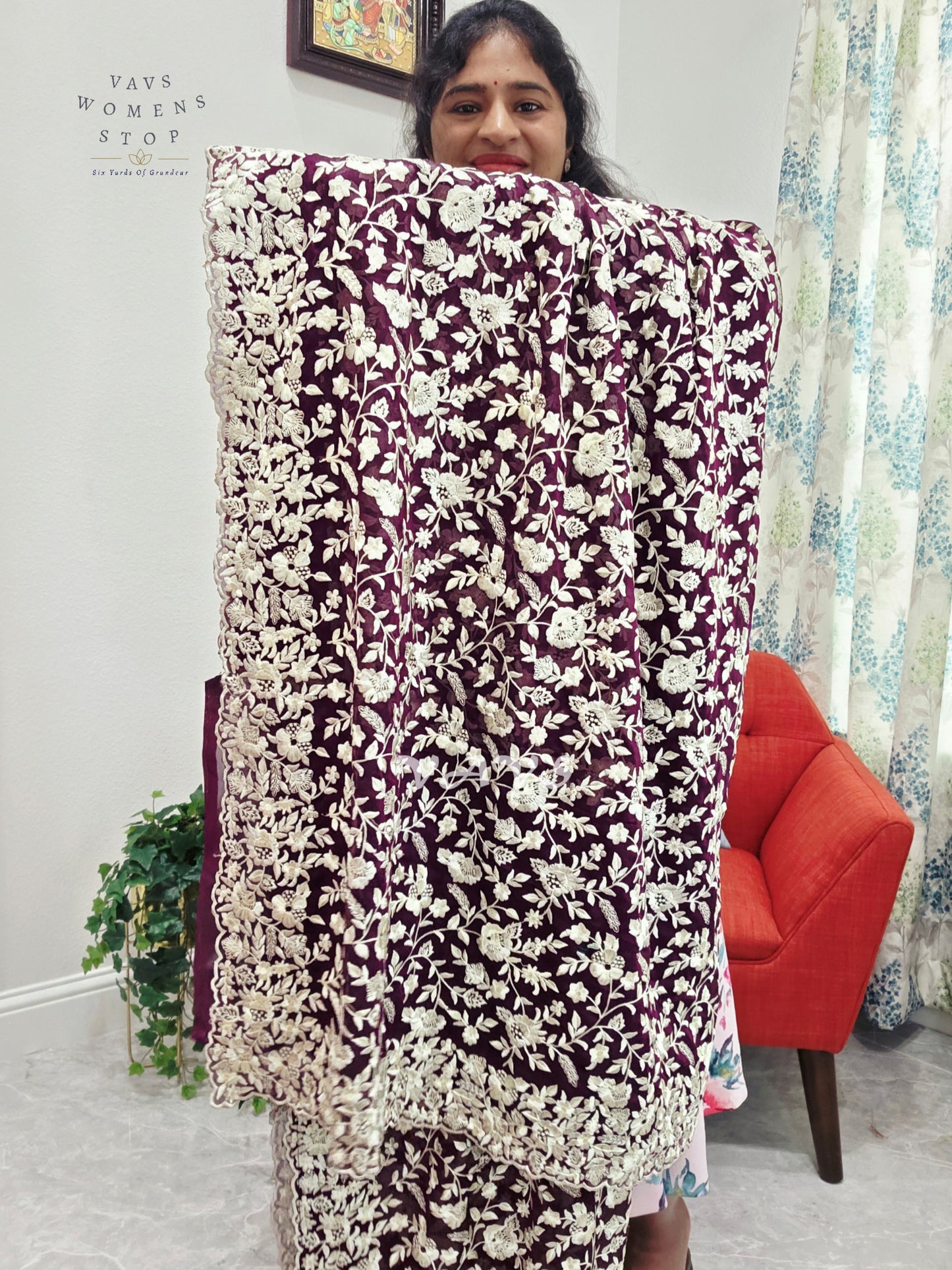 Soft Organza Parsi Gara Machine Embroidery Saree - Blouse