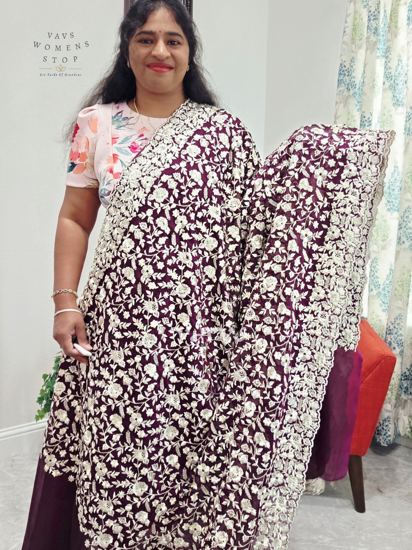Soft Organza Parsi Gara Machine Embroidery Saree - Blouse