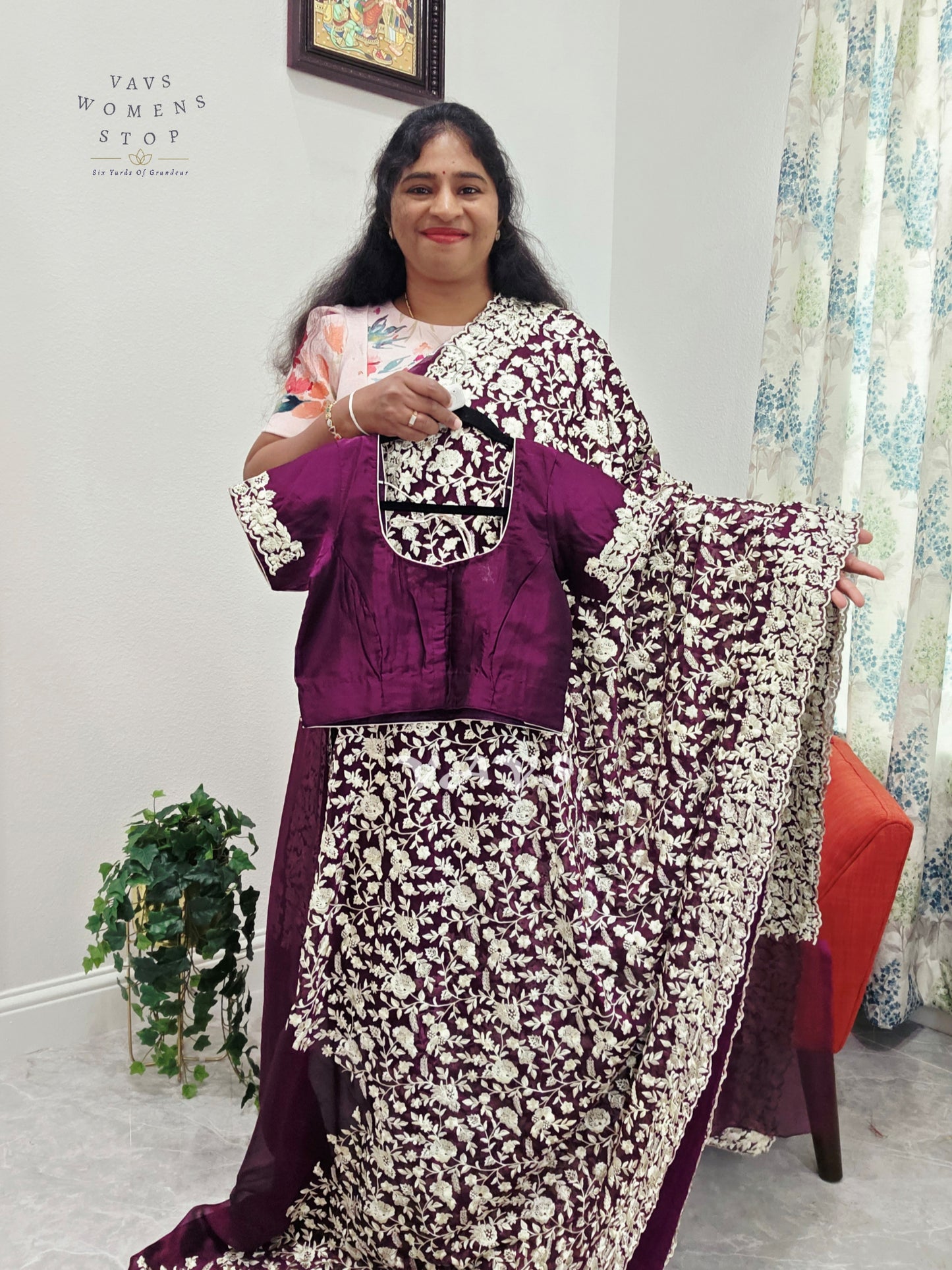 Soft Organza Parsi Gara Machine Embroidery Saree - Blouse