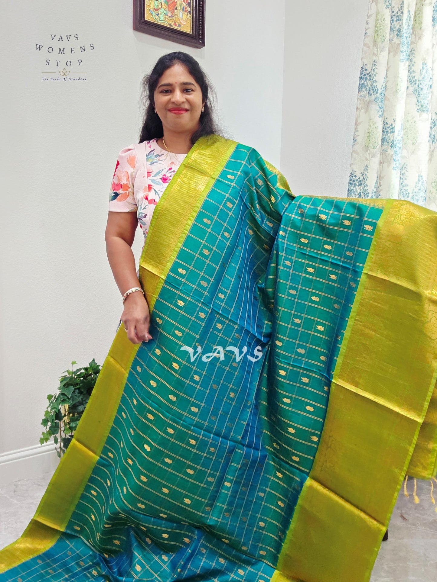 Pure Gadwal Handwoven Silk Saree With Stitched Blouse