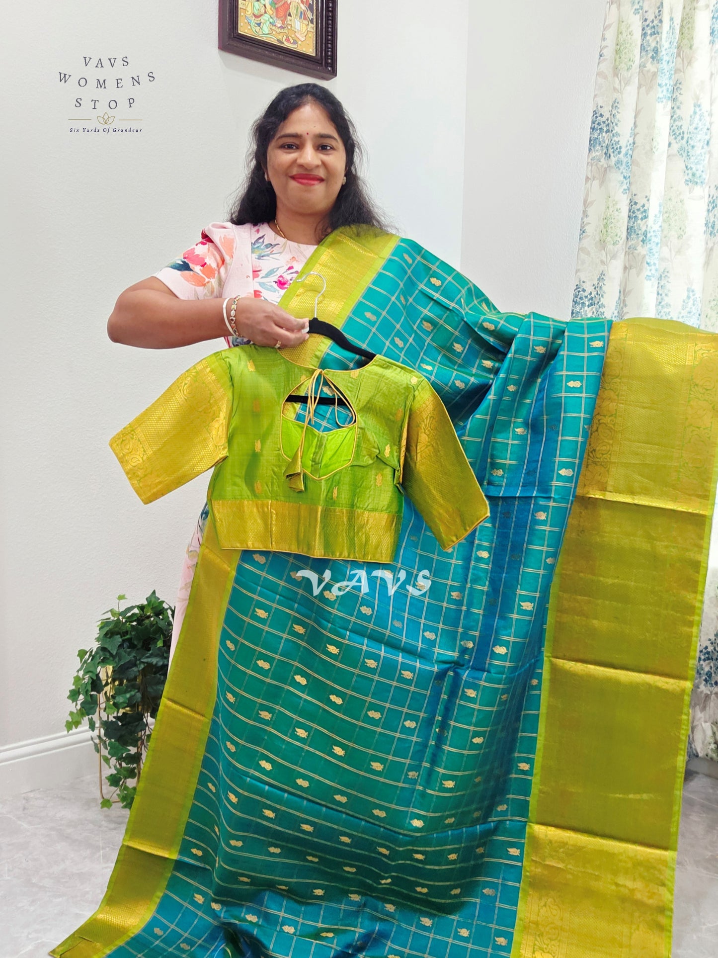 Pure Gadwal Handwoven Silk Saree With Stitched Blouse