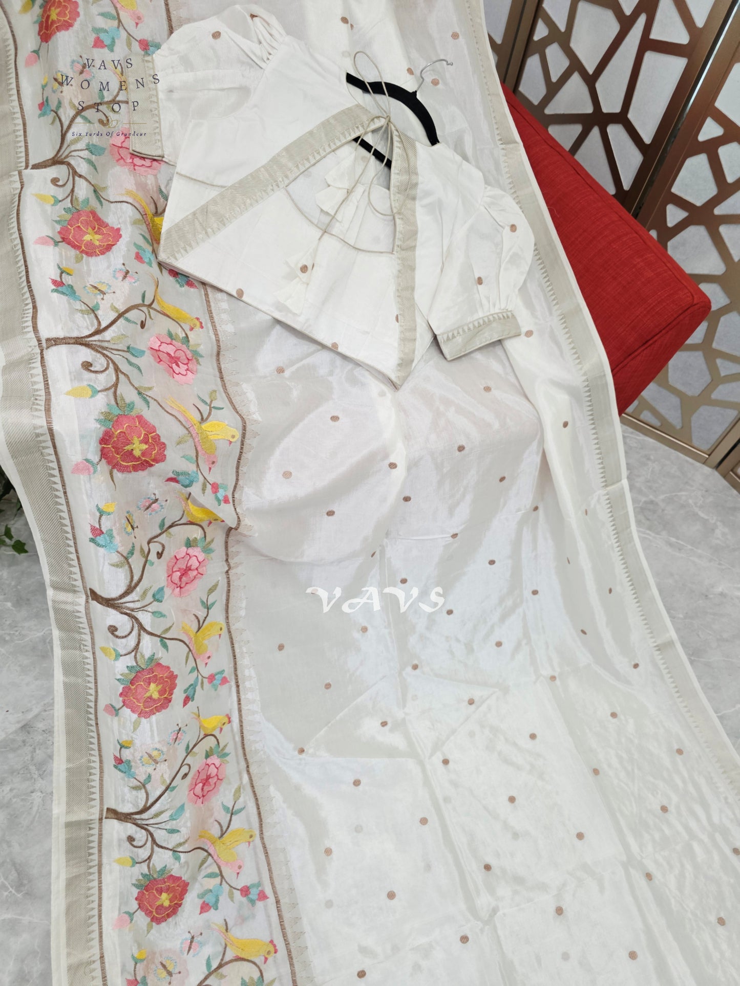 Pearl Ivory Mangalagiri Silk Cotton Handloom Saree with Bird & Floral Embroidery and Stitched Puff Sleeve Blouse Size 38–44