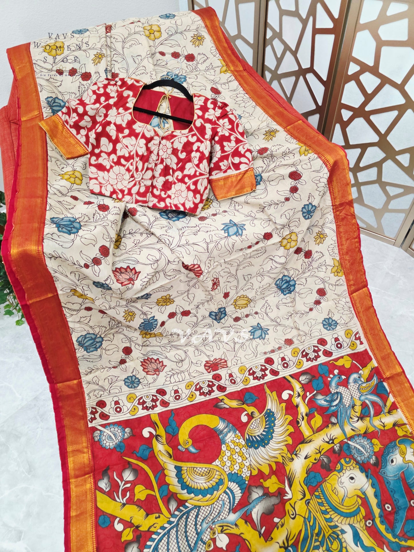 Ivory & Vermilion Red Kalamkari Print Saree with Gold Nizam Border, Peacock Pallu & Stitched Blouse Size 34–40
