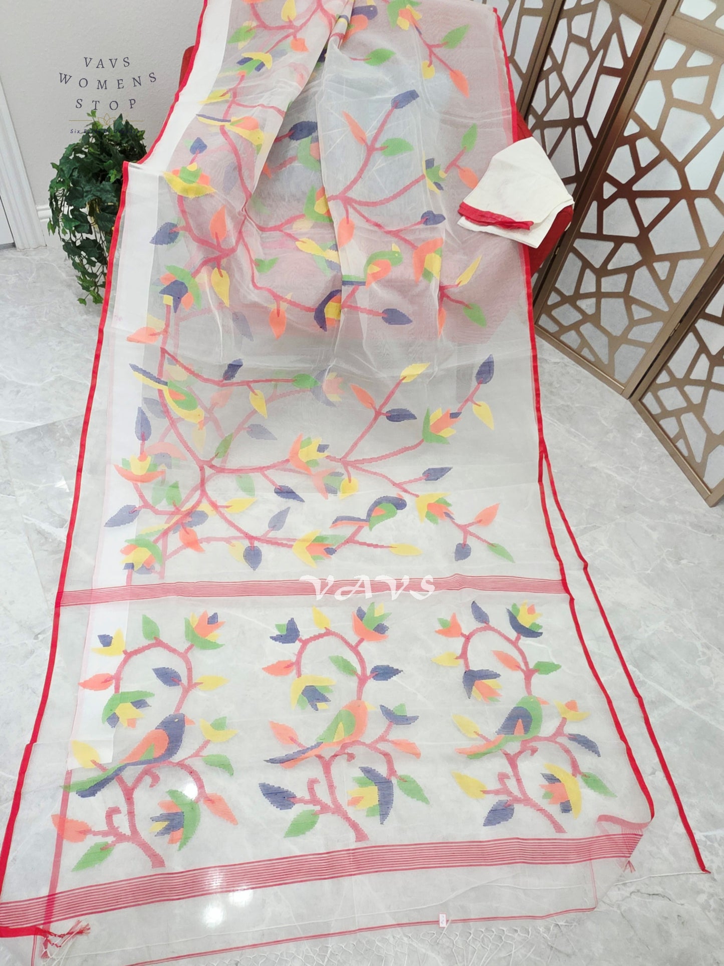 Pearl Ivory Pure Muslin Silk Jamdani Saree with Multicolor Bird & Floral Motifs, Red Border & Unstitched Blouse Piece