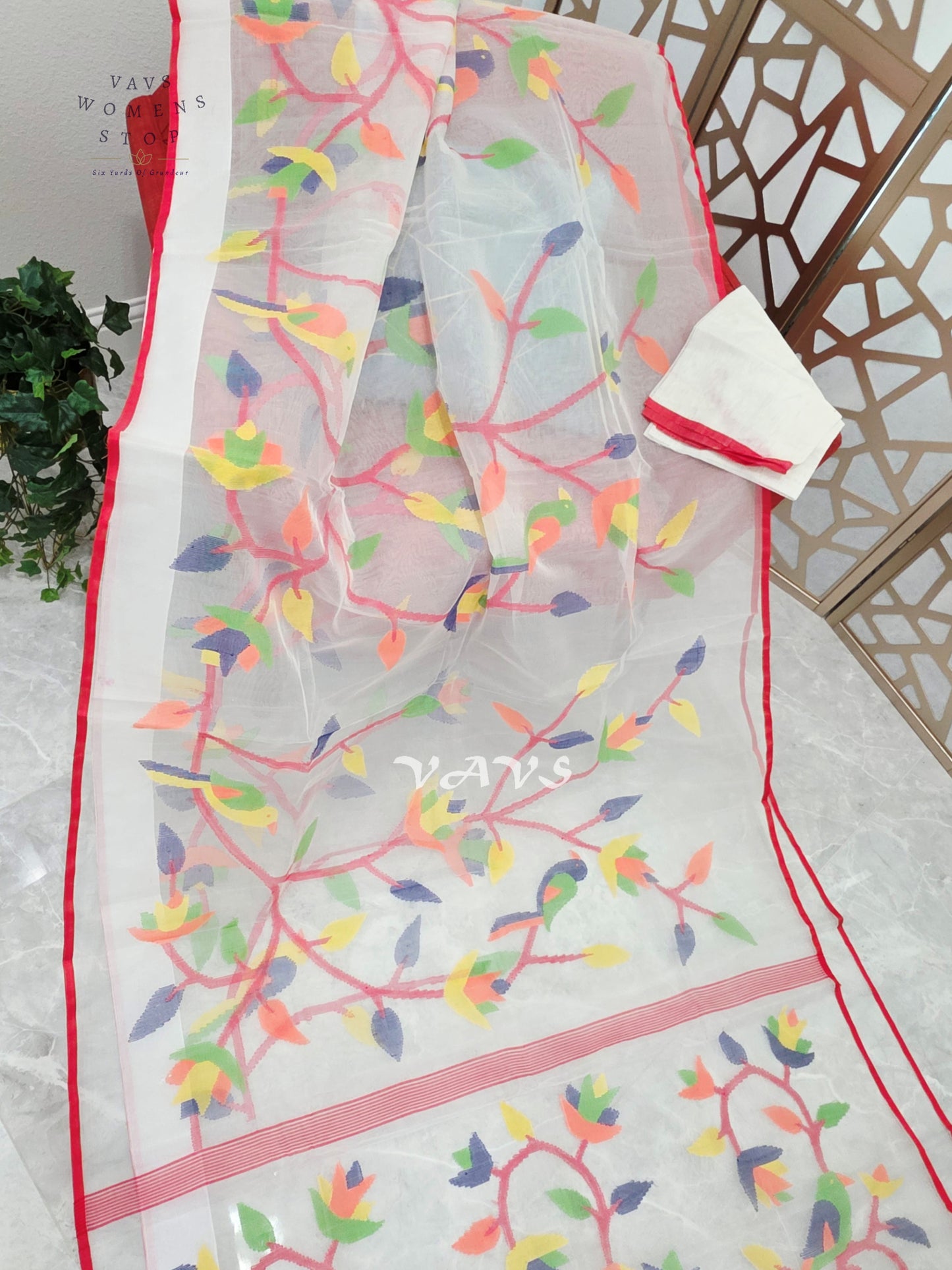 Pearl Ivory Pure Muslin Silk Jamdani Saree with Multicolor Bird & Floral Motifs, Red Border & Unstitched Blouse Piece