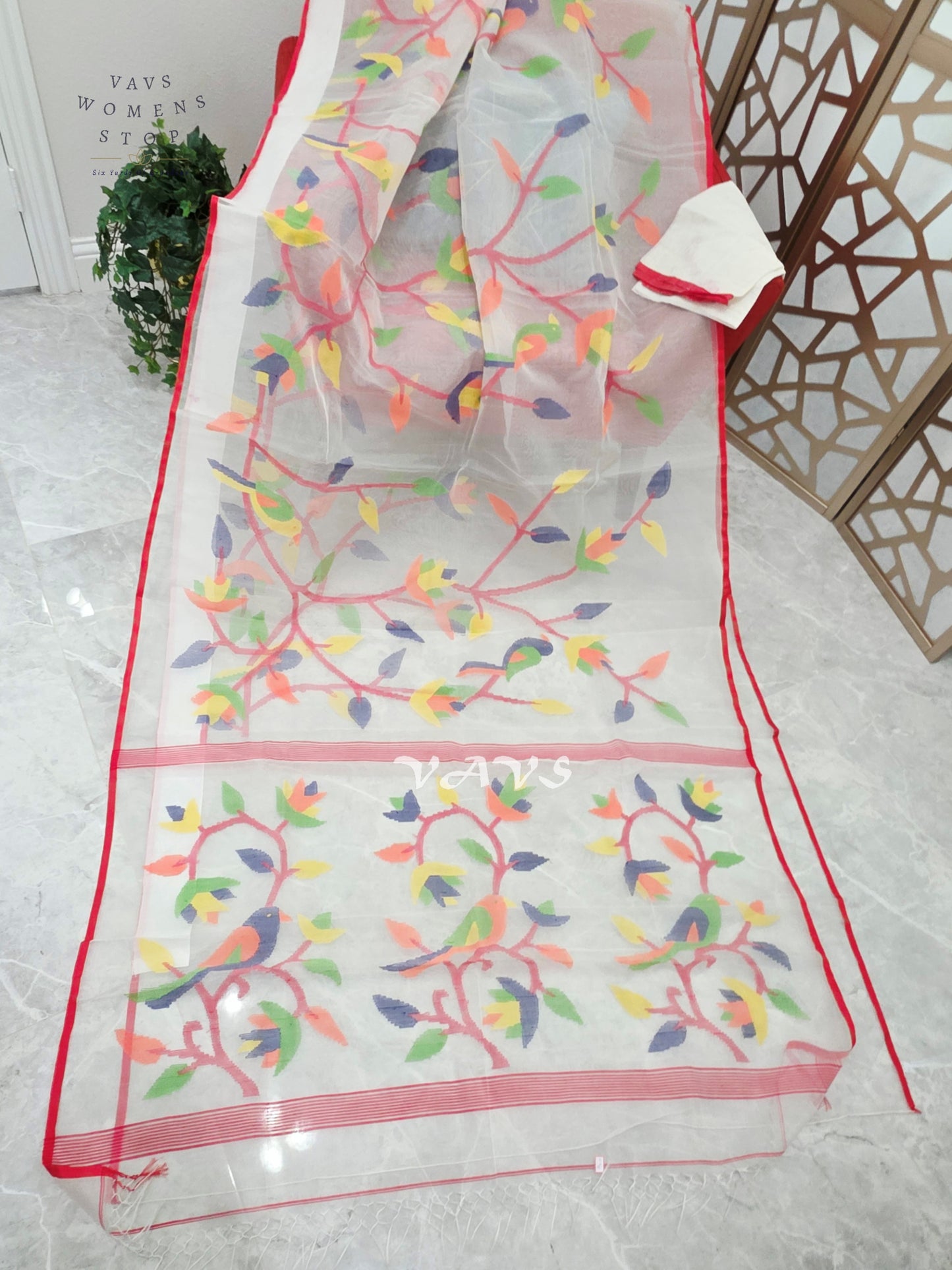Pearl Ivory Pure Muslin Silk Jamdani Saree with Multicolor Bird & Floral Motifs, Red Border & Unstitched Blouse Piece