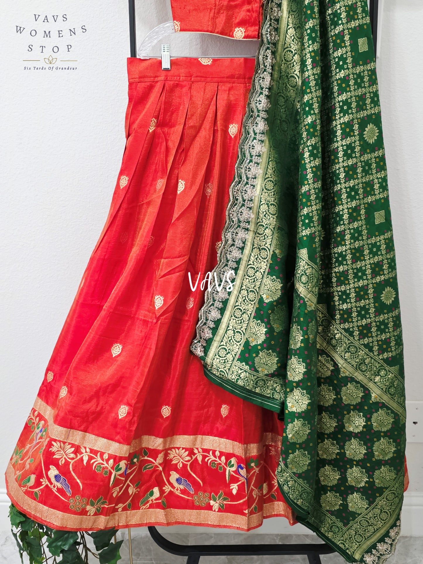 Burnished Rust Munga Tissue Crepe Silk Paithani Half Saree Lehenga with Emerald Bandhani Silk Dupatta | Blouse 34-40