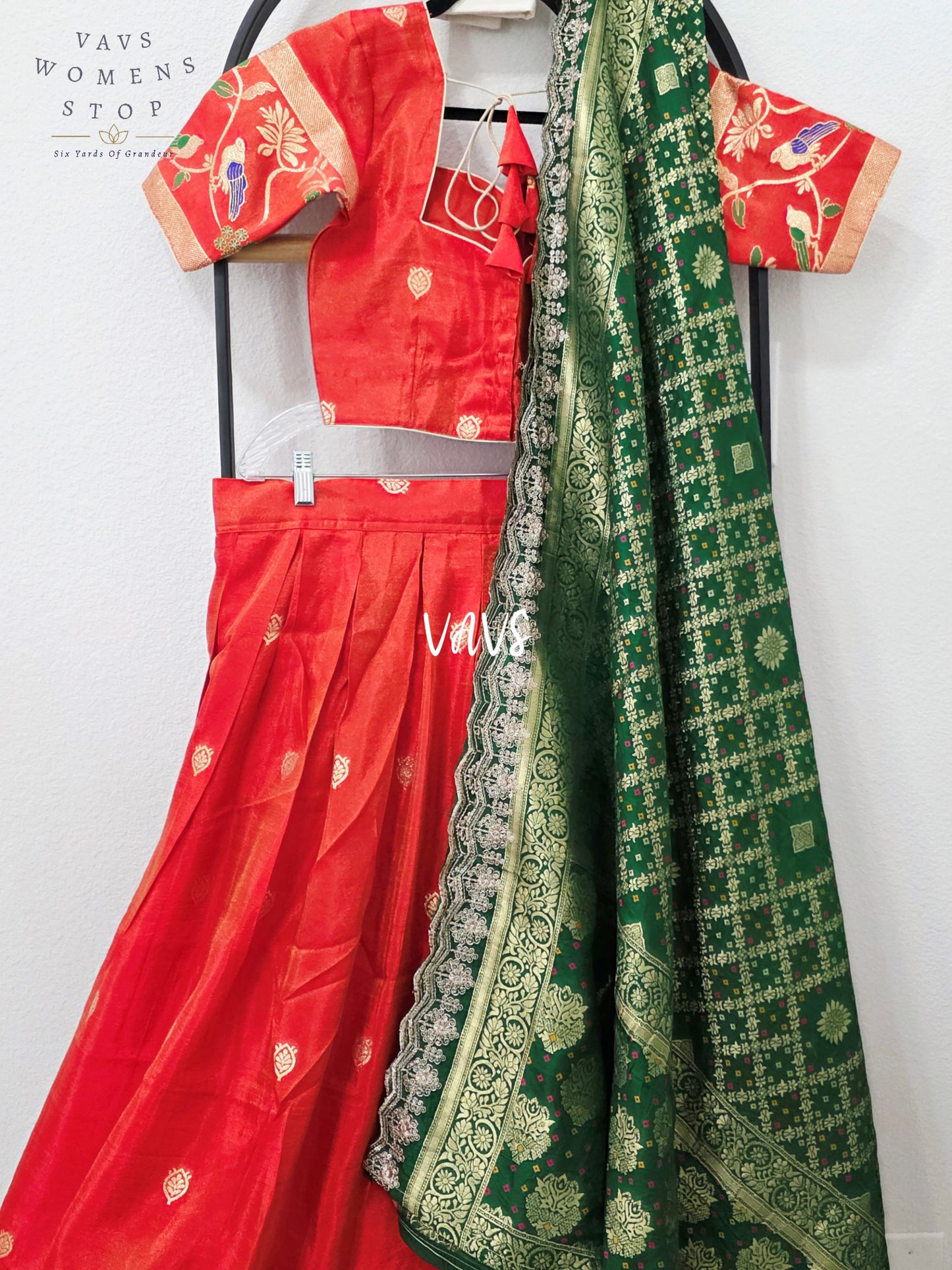 Burnished Rust Munga Tissue Crepe Silk Paithani Half Saree Lehenga with Emerald Bandhani Silk Dupatta | Blouse 34-40