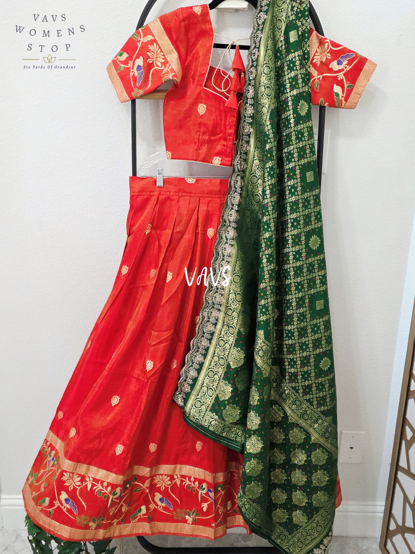 Burnished Rust Munga Tissue Crepe Silk Paithani Half Saree Lehenga with Emerald Bandhani Silk Dupatta | Blouse 34-40