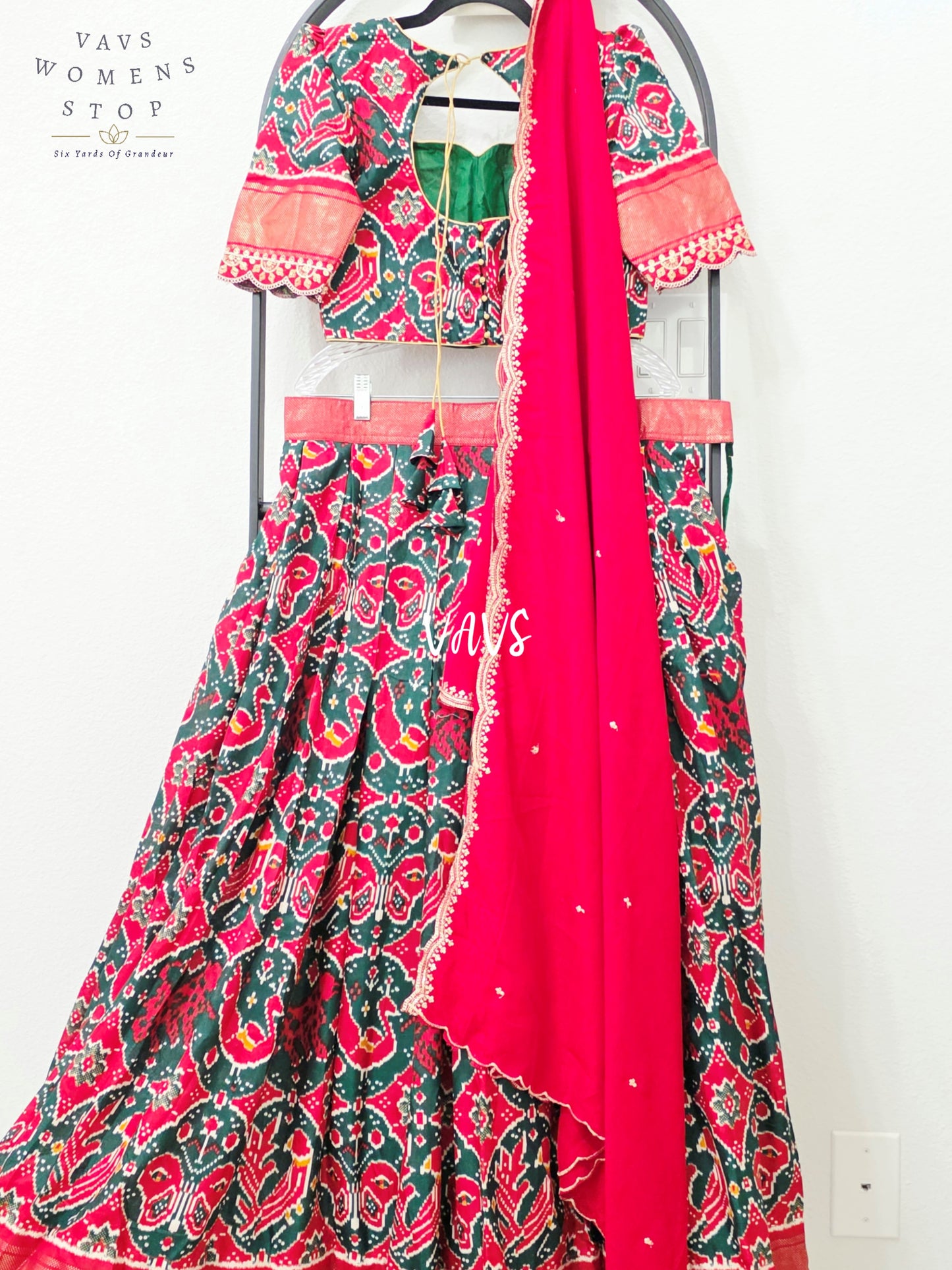Regal Bottle Green & Ruby Red Munga Benarasi Patola Half Saree Set with Chiffon Dupatta | Blouse 34-40