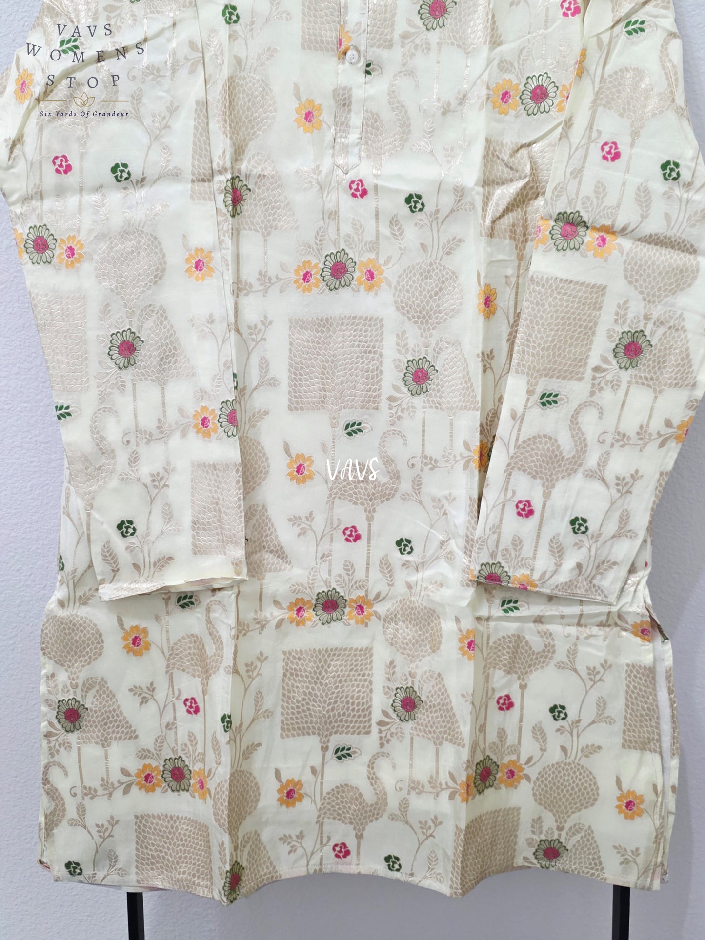 Royal Pearl Ivory & Champagne Gold Soft Banarasi Silk Floral Men’s Designer Kurta – Size XXL
